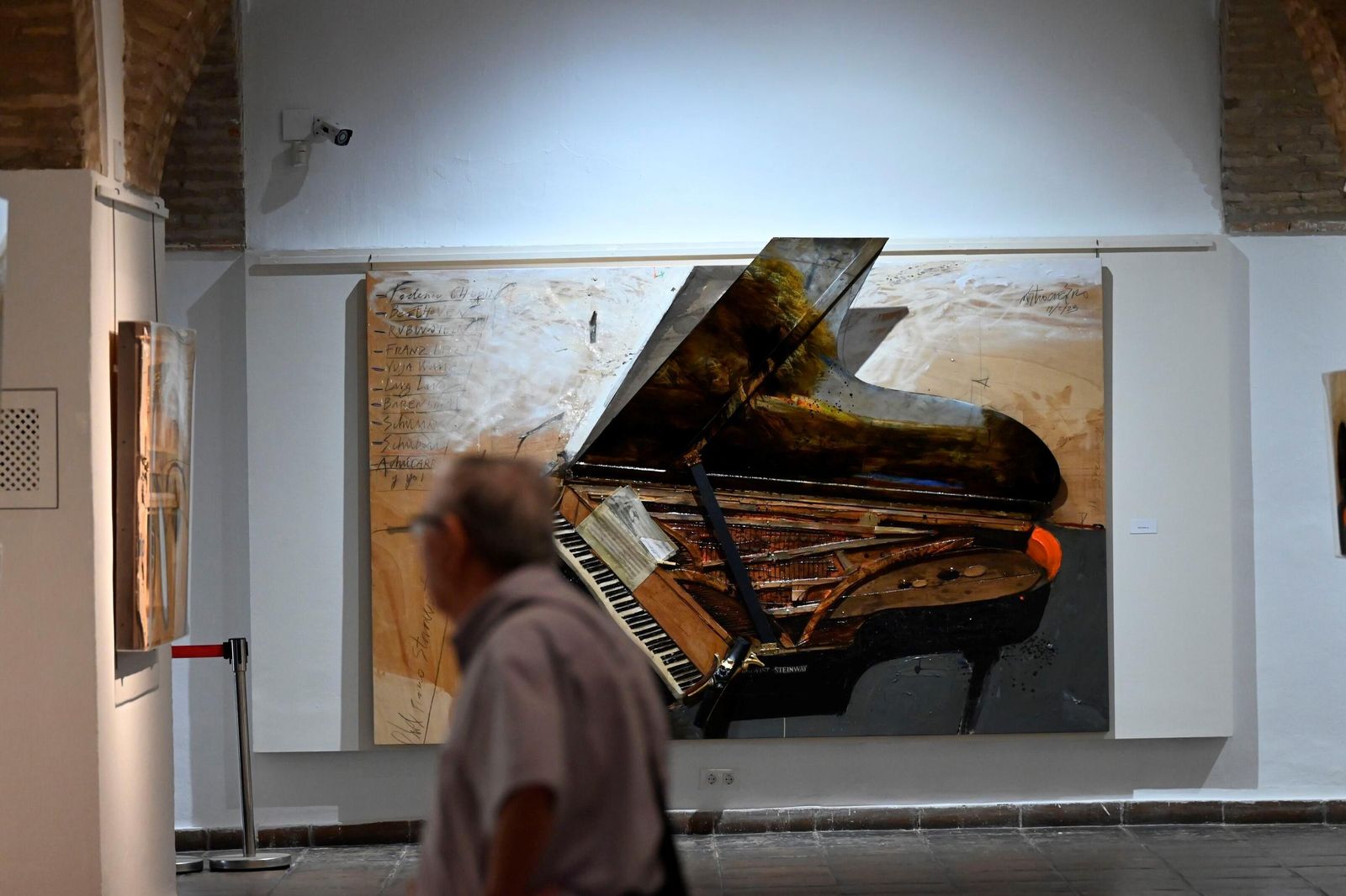 Las mejores imágenes de la exposición antológica de Juan Carlos Castro