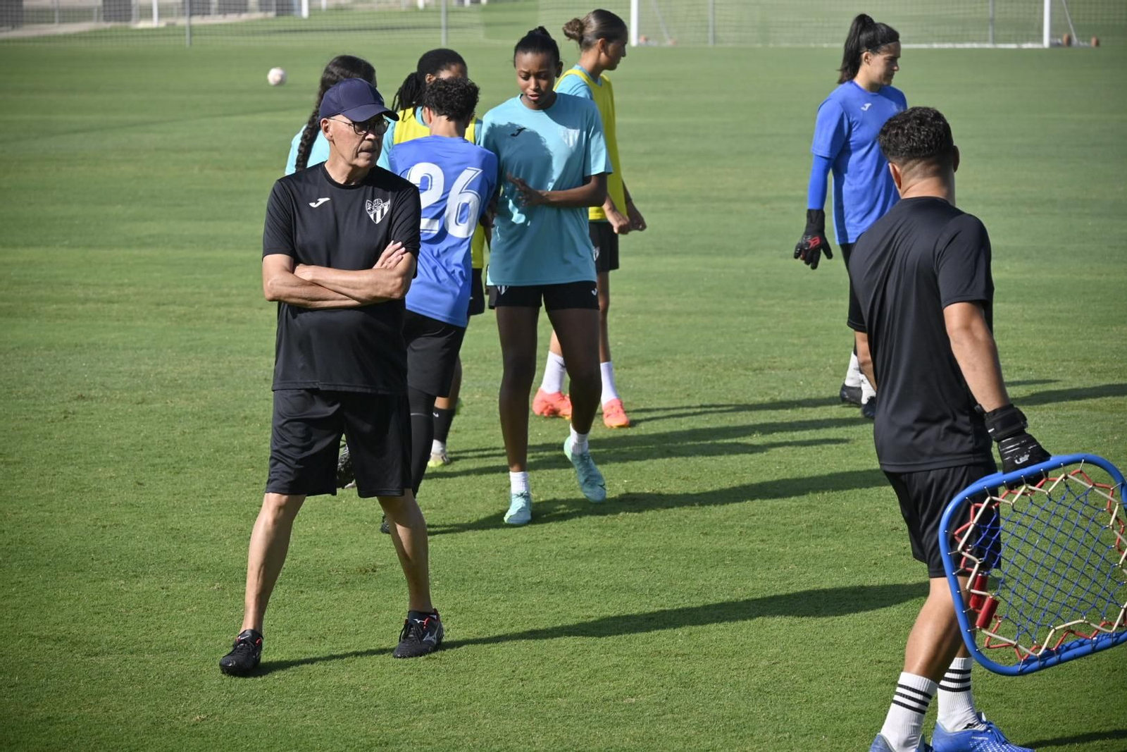 Entrenamiento del Sporting de Huelva a puertas abiertas, en imágenes