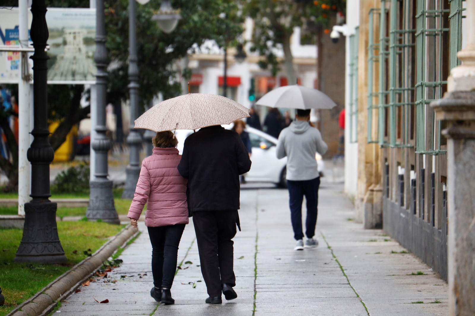 La lluvia vuelve a Córdoba con el paso de la borrasca Hipólito, en imágenes