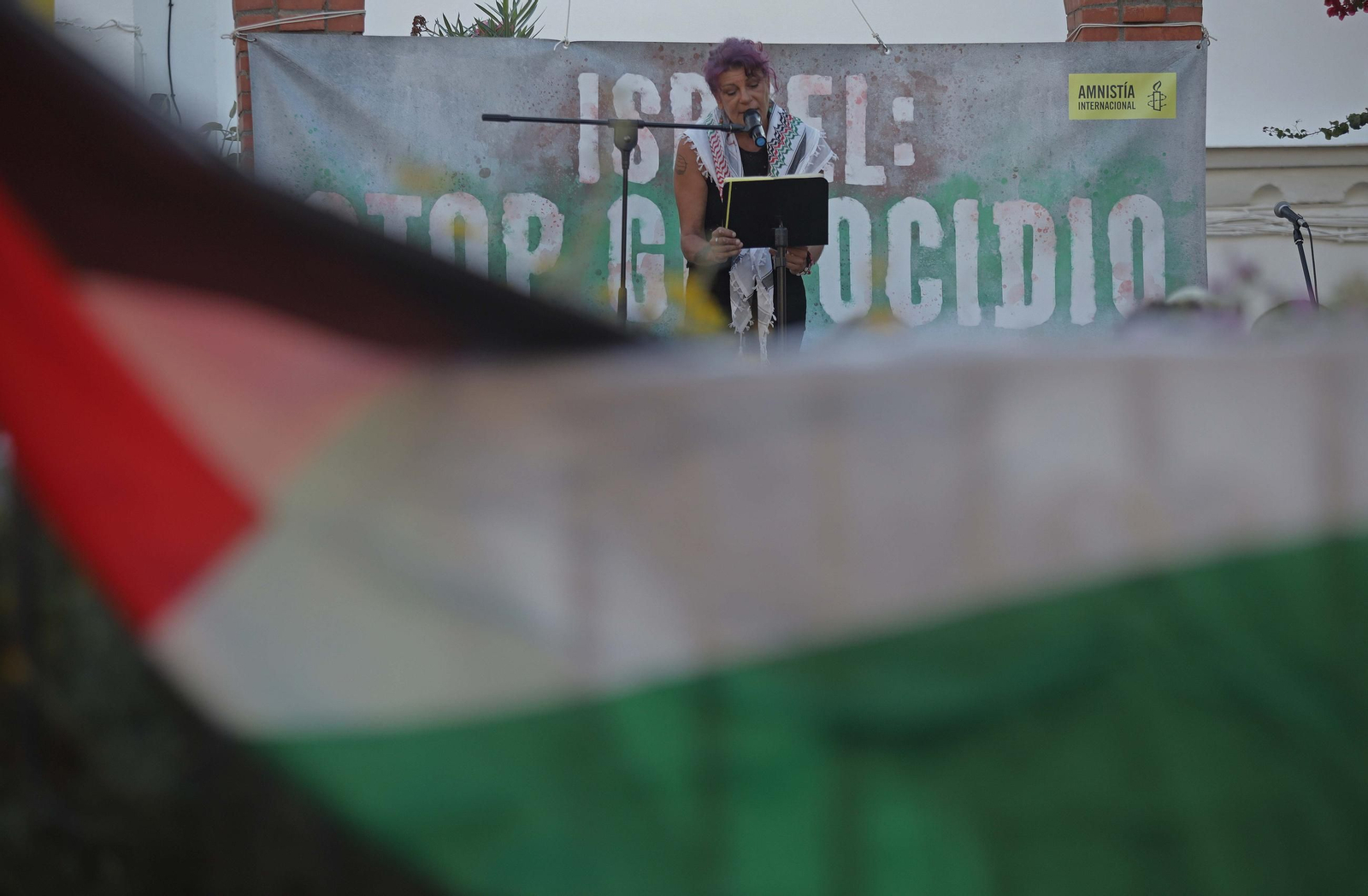 Fotos del acto en solidaridad con Gaza organizado por Amnistia Internacional en Algeciras