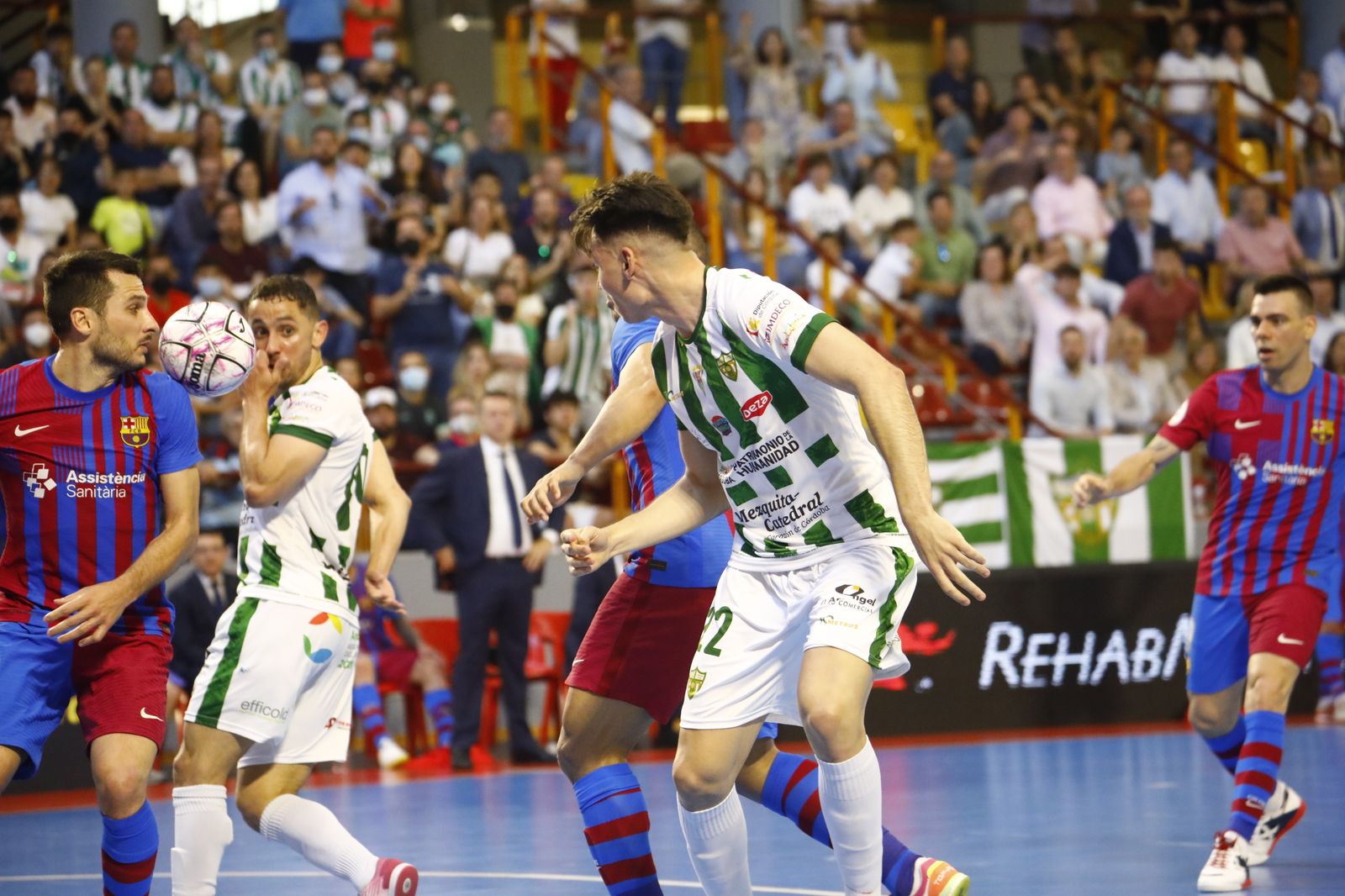 El empate del Córdoba Futsal ante el Barça, en imágenes