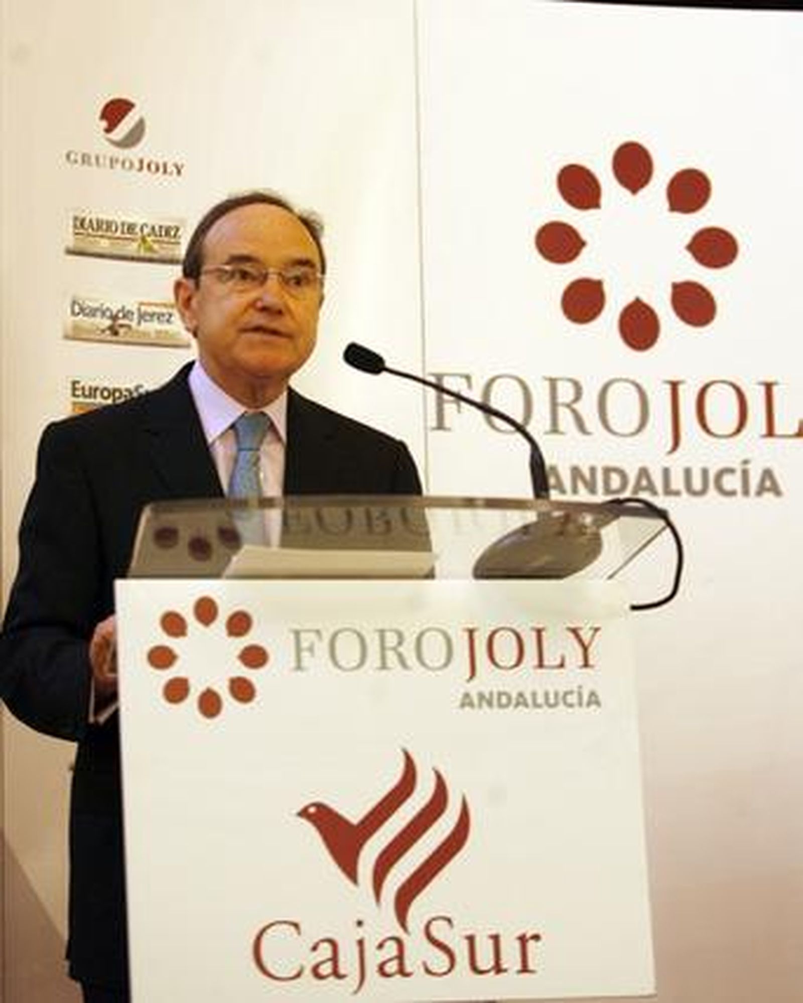 Pla presenta al consejero del Banco Central Europeo.