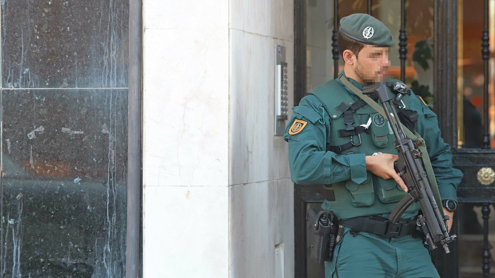 Fotos de los registros de la Guardia Civil en La Línea