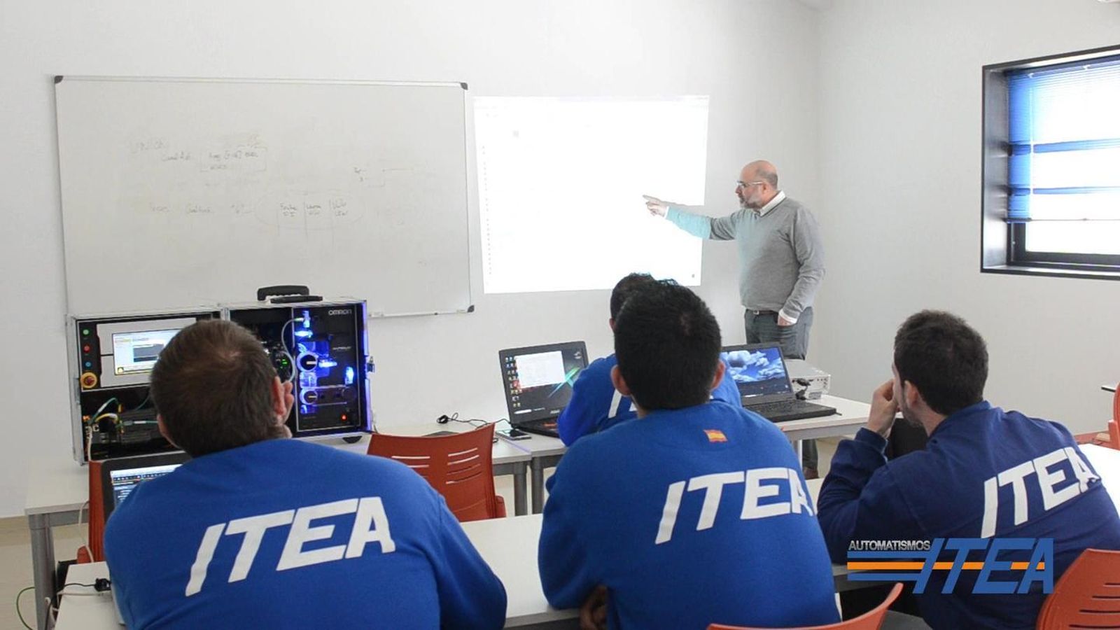 La alta especialización de su equipo se basa en una constante formación.