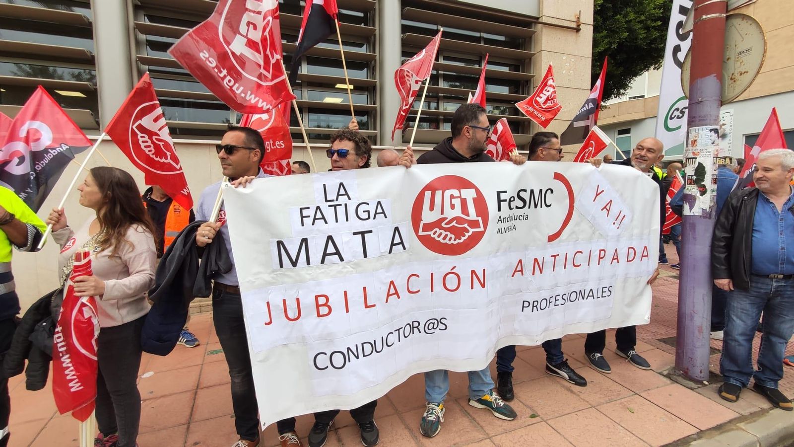 'La fatiga mata', el lema de la protesta.