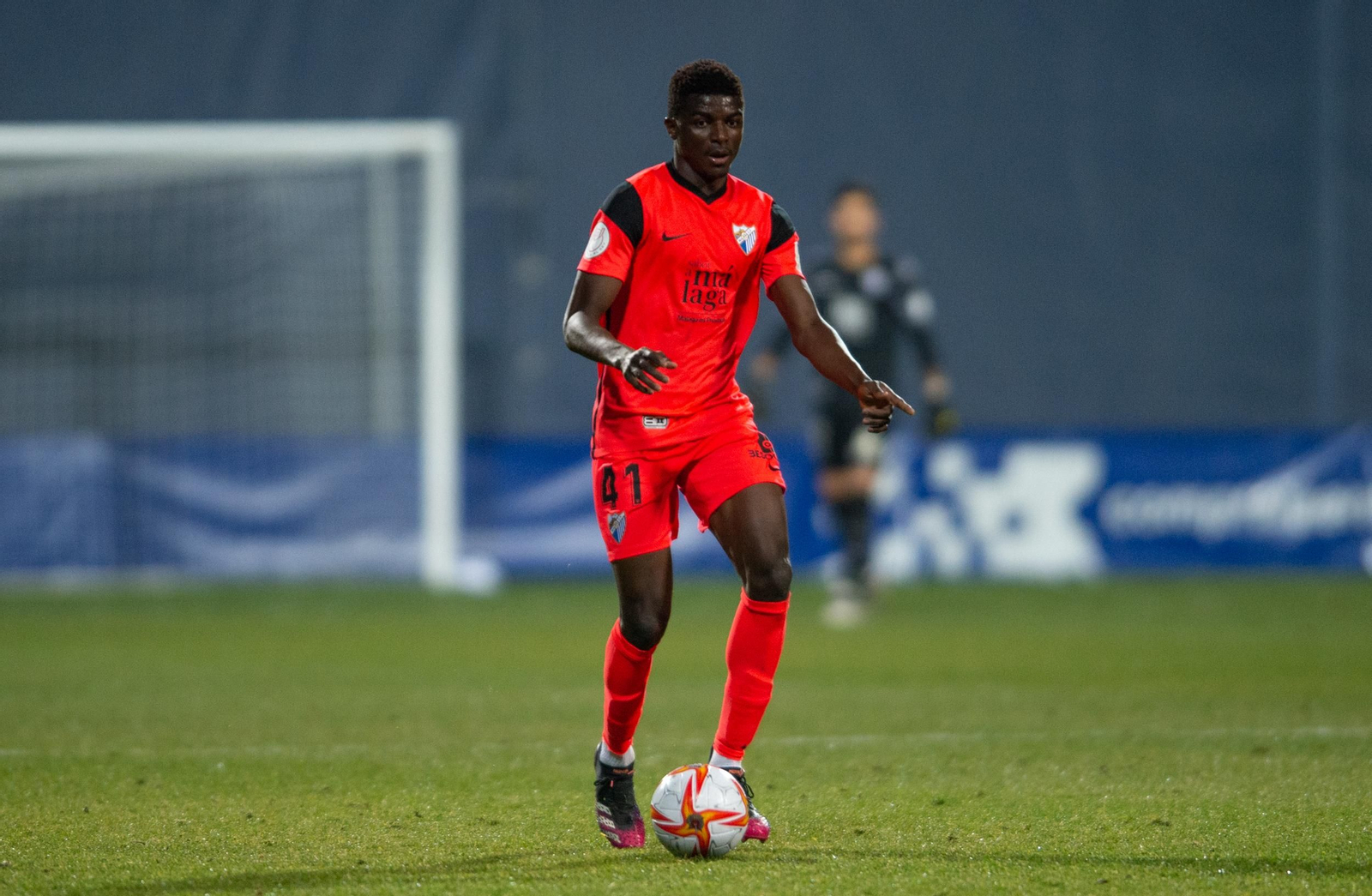 Las fotos del Rayo Majadahonda - Málaga CF