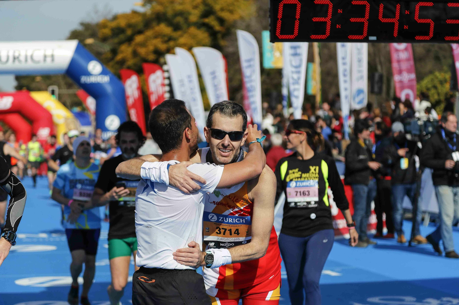 ¿Has hecho el Maratón de Sevilla 2019? Búscate en nuestra galería de fotos