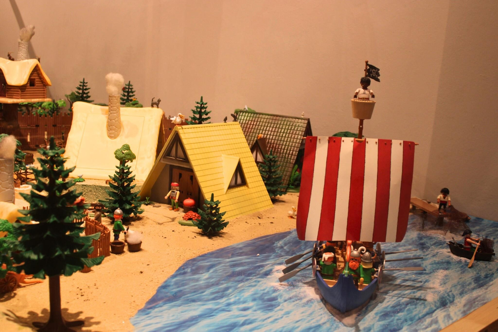 Más de 10.000 piezas de Playmobil cobran vida en Úbeda: la exposición que no te puedes perder esta Navidad, en imágenes