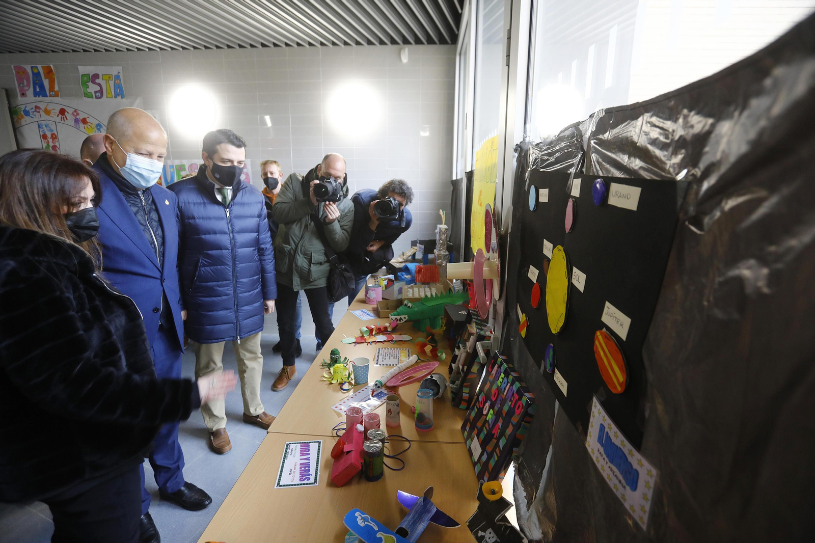 Las fotografías de la inauguración del colegio Turruñuelos.