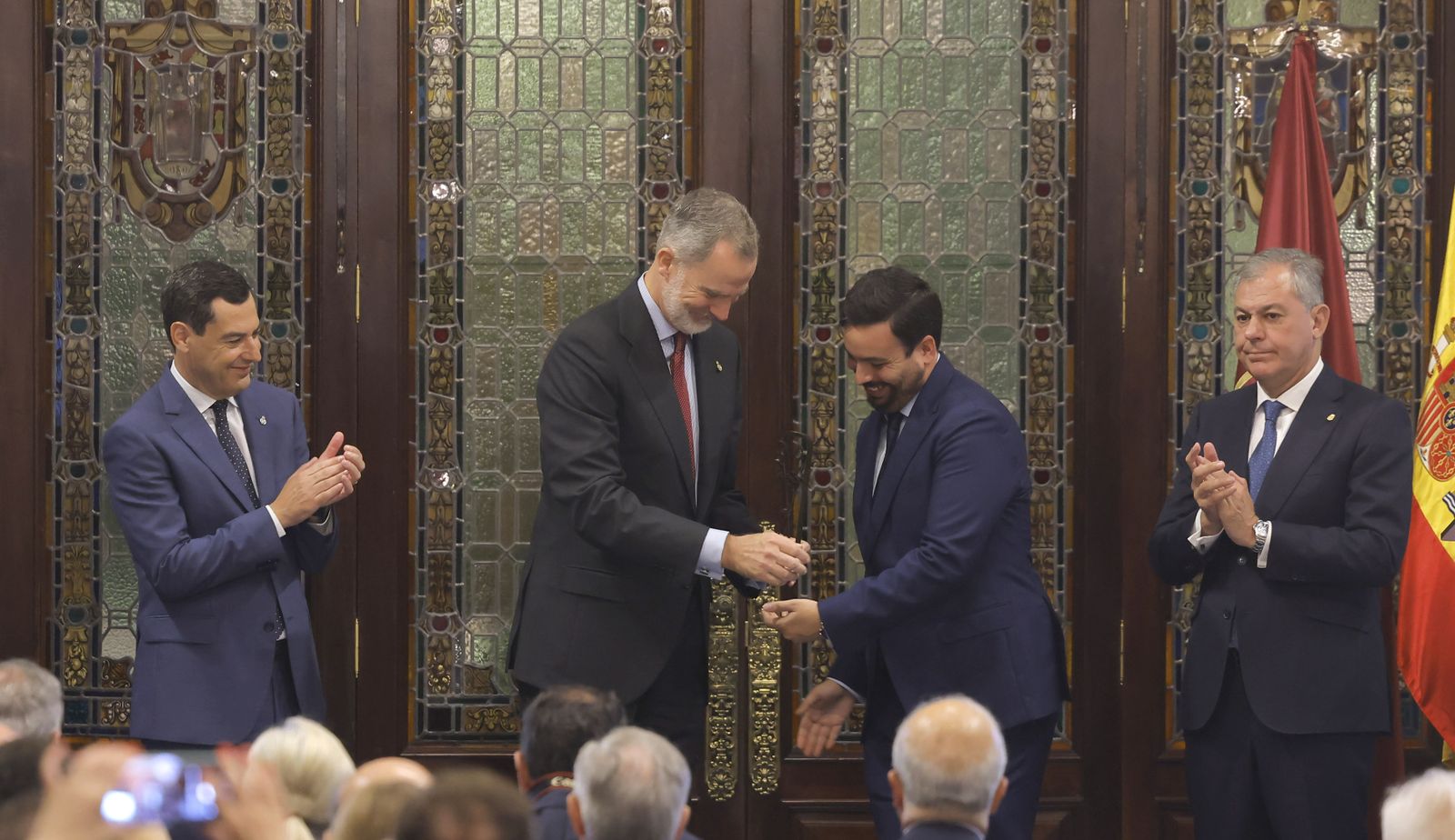 Su Majestad el Rey recibe el IX “Premio contra el Terrorismo Alberto Jiménez Becerril, todas las imágenes