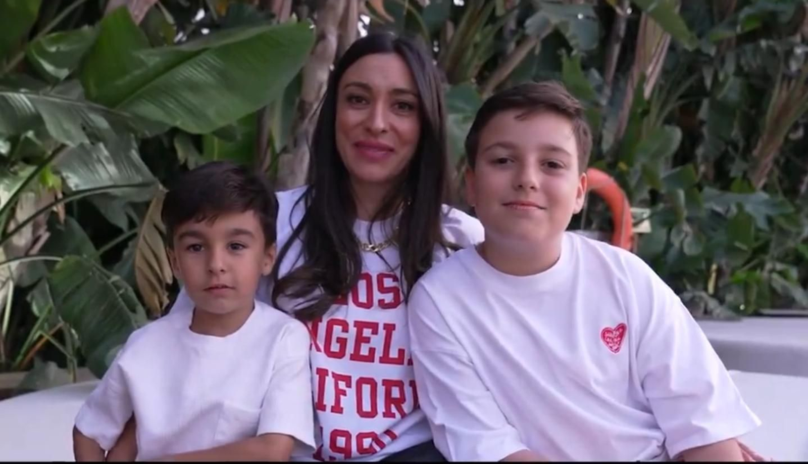 La mujer y los hijos de Jesús Navas anuncian su inclusión en la lista en un emotivo vídeo.