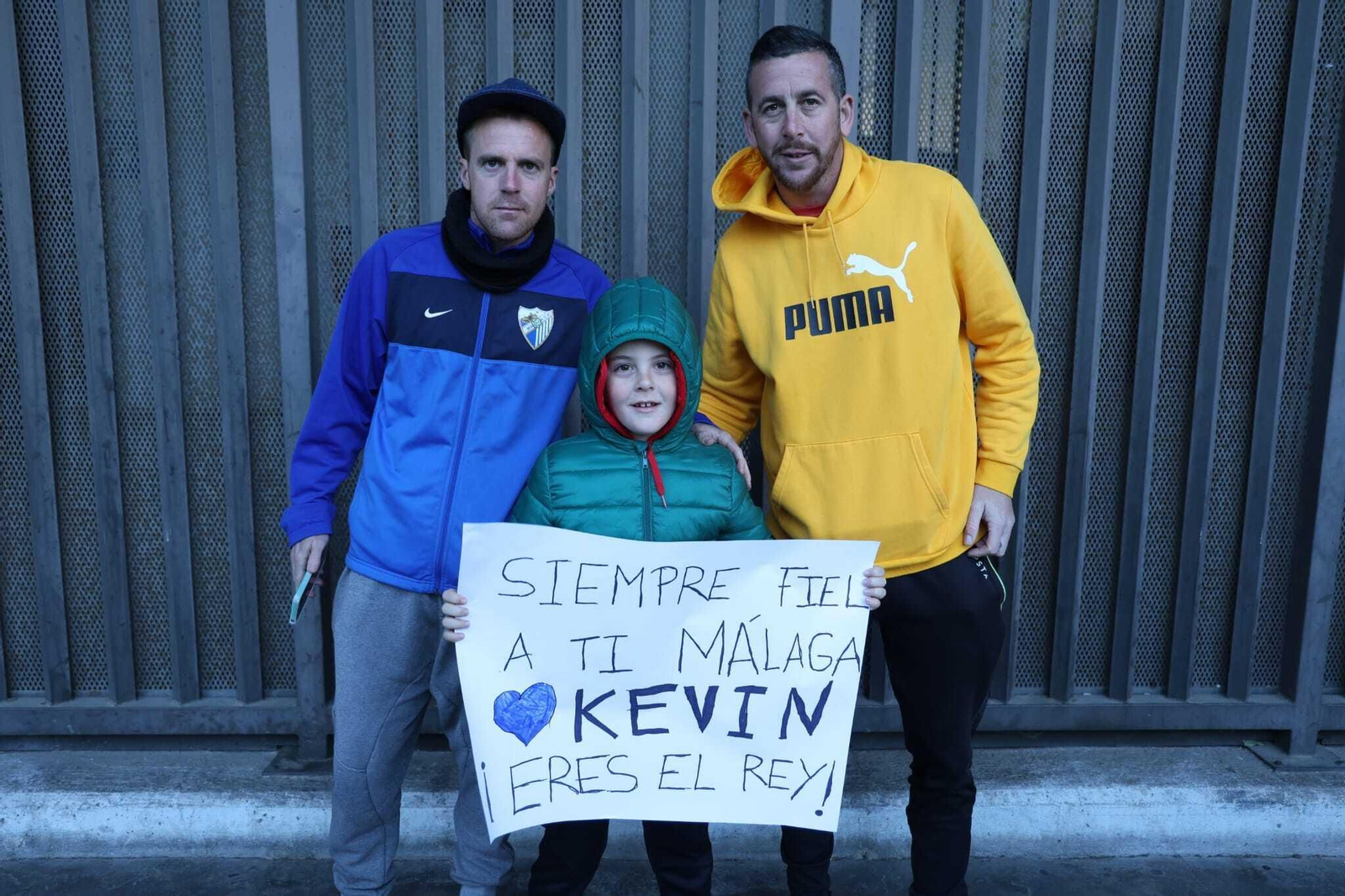 Búscate en las fotos del entrenamiento del Málaga abierto a la afición