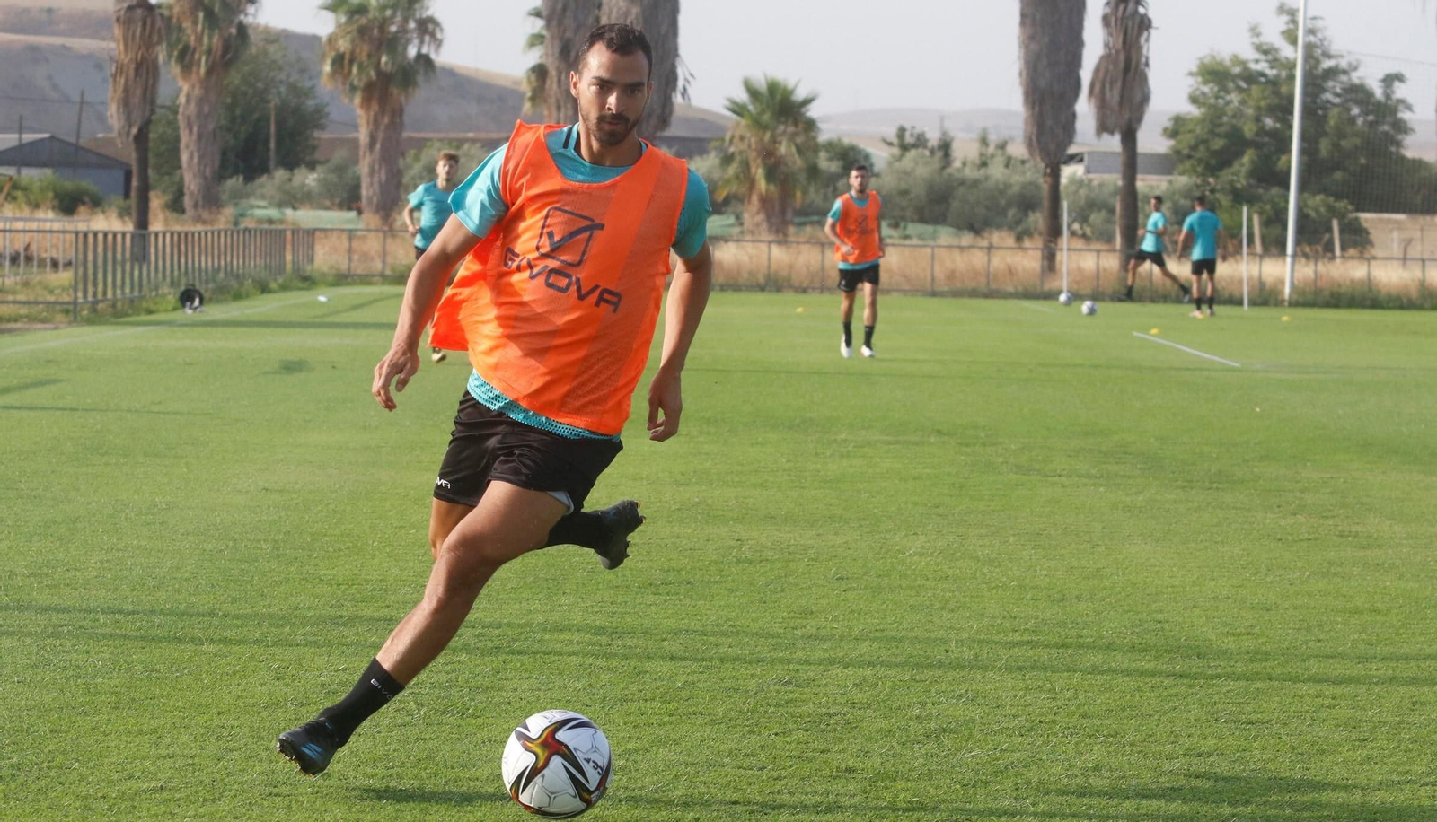 La plantilla del Córdoba CF 21-22, uno a uno