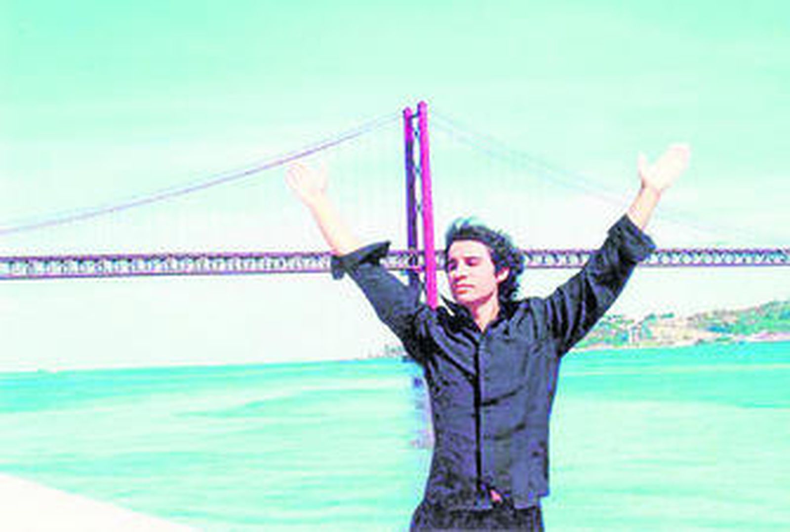 El artista ayamontino Juan Santamaría, en una imagen tomada en Lisboa.