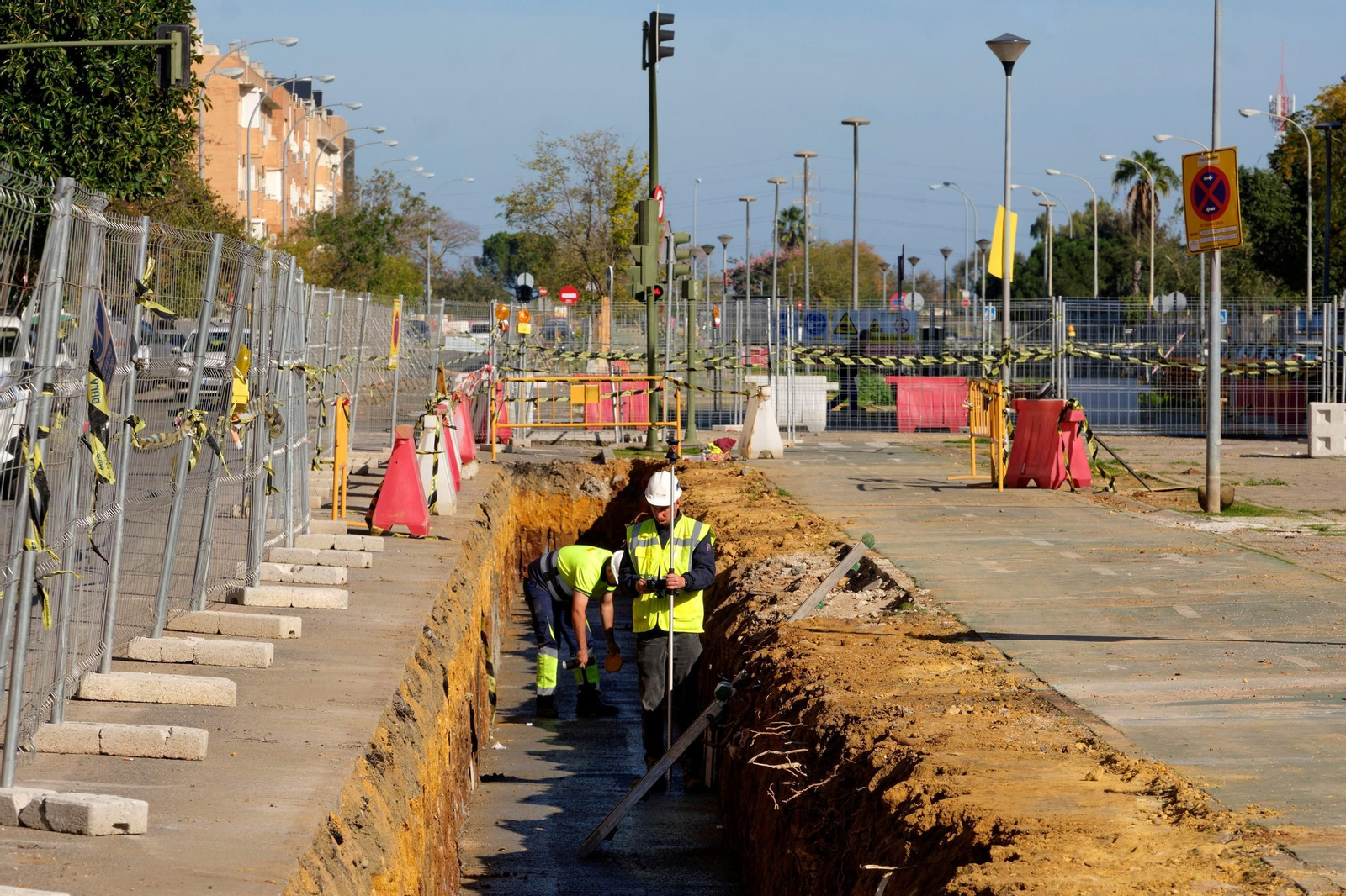 Obras linea 3 del Metr (9927935).jpg