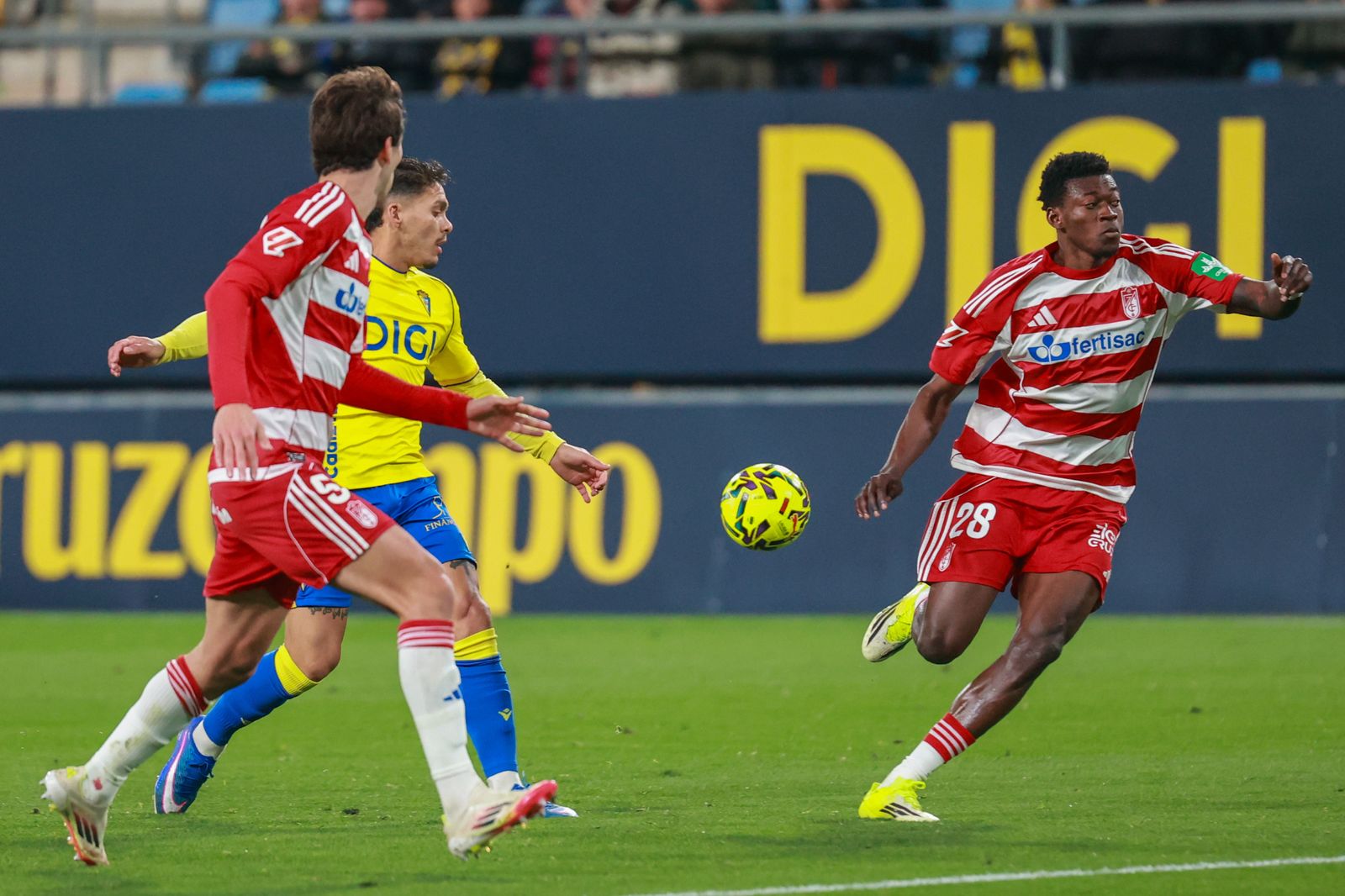 Brian Ocampo en el Cádiz-Granada.