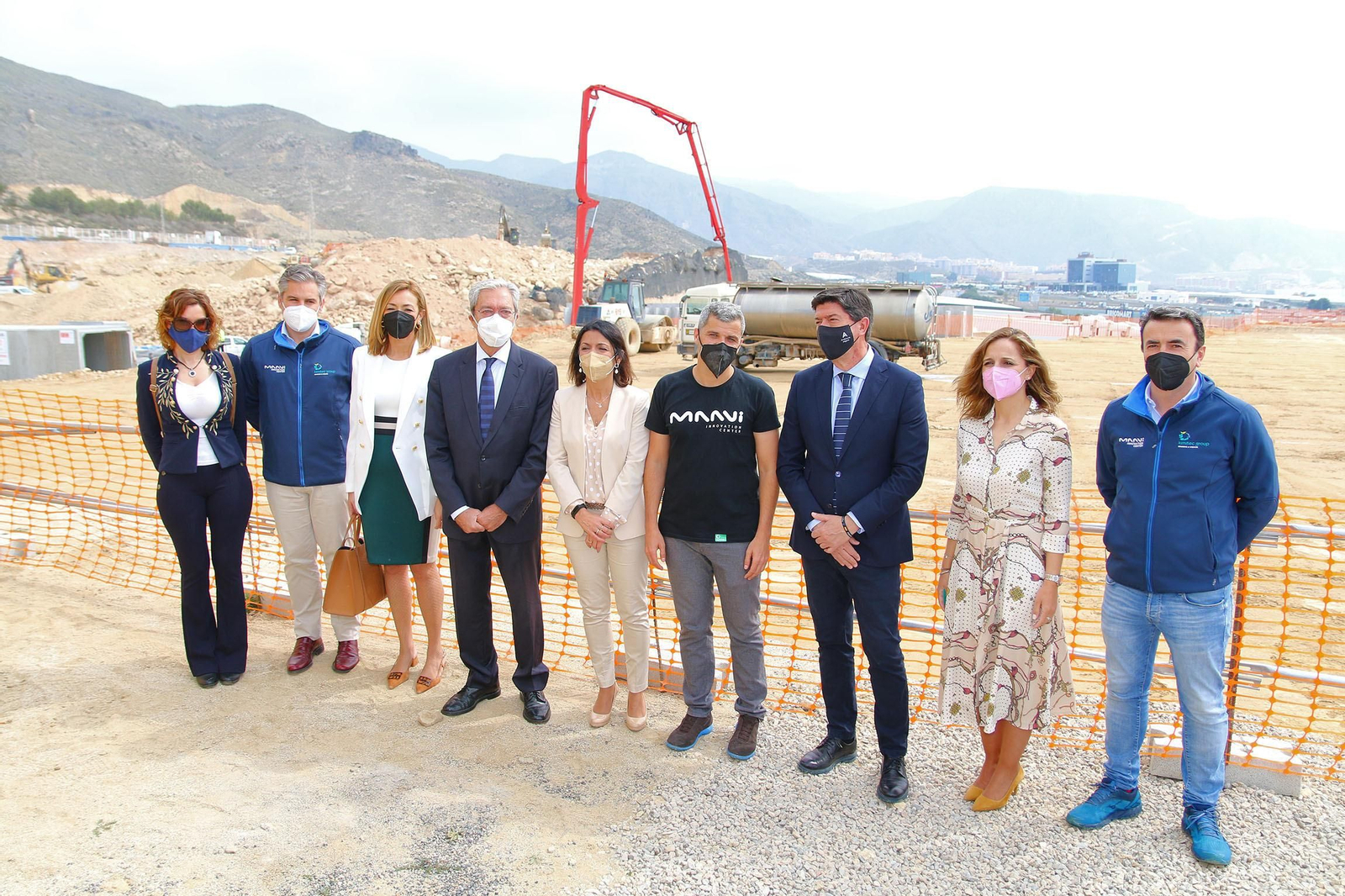 Fotogalería de la visita de Juan Marín a Kimitec, al PITA y a Unica Group