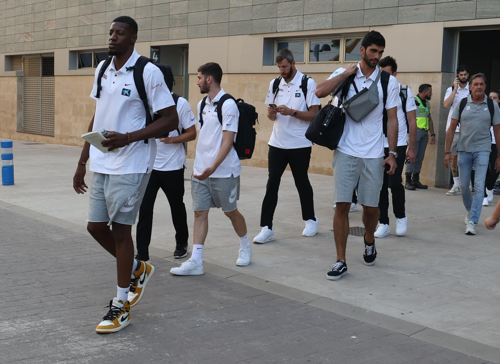 La selección española de baloncesto ya está en Málaga