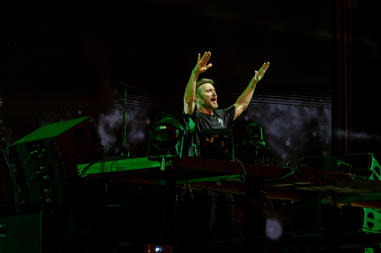 Búscate en las imágenes del concierto de David Guetta en el Puerto de Santa Maria.