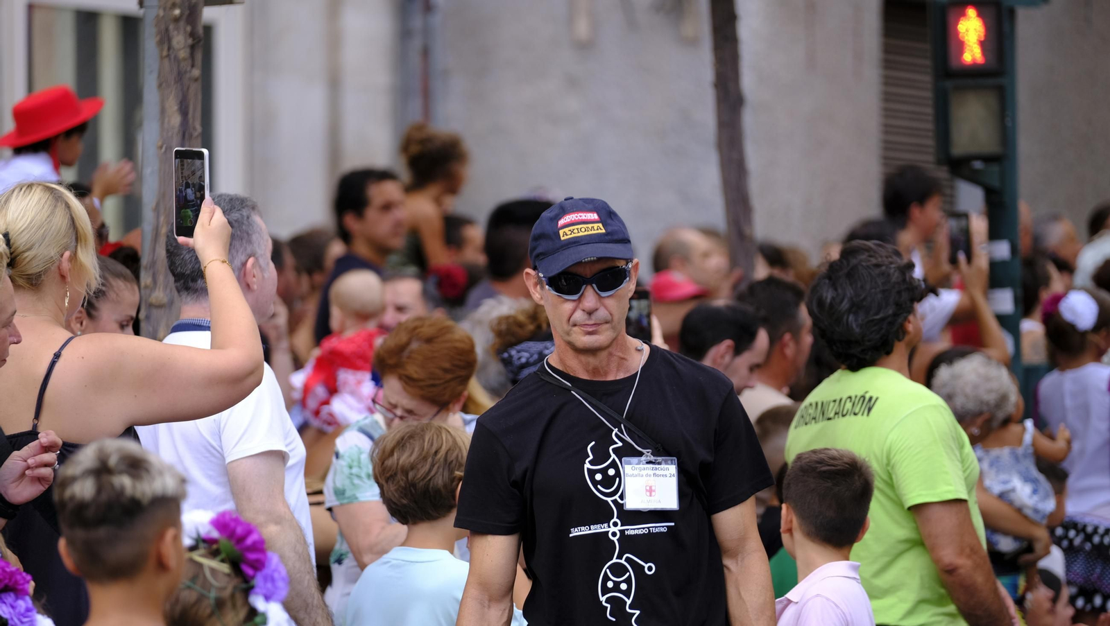 Las mejores imágenes de la Batalla de Flores de Almería