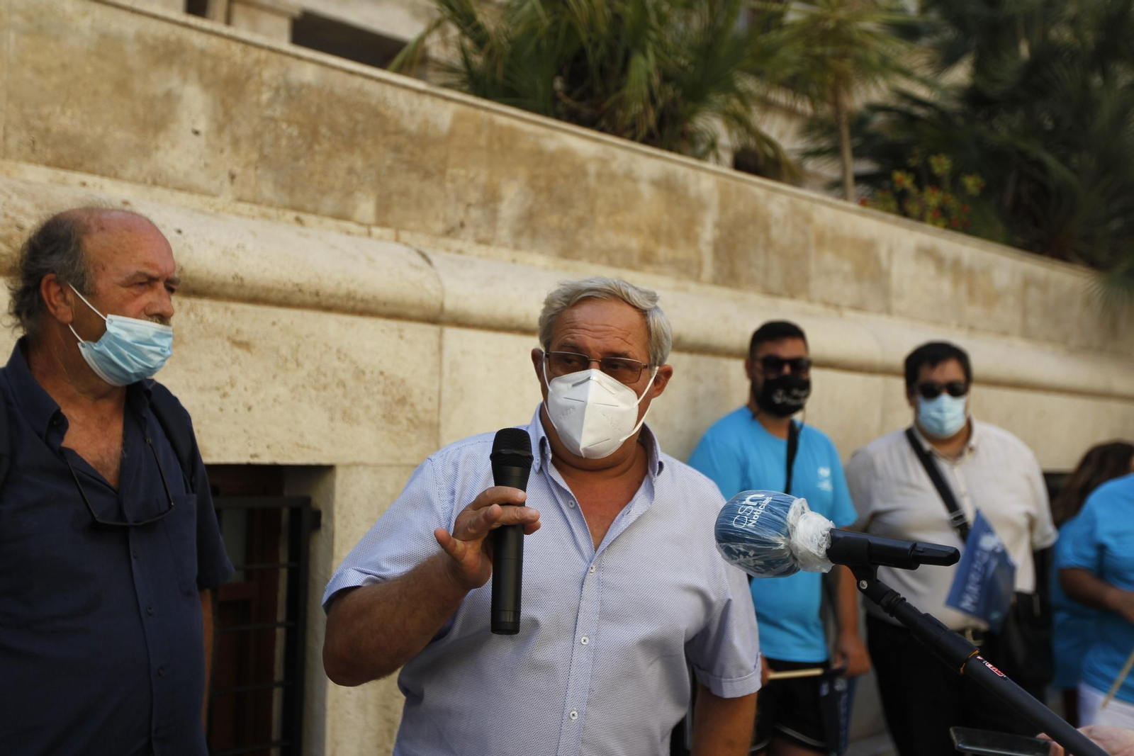 Protestas de los pescadores de flotas de arrastre de Almería, Granada y Alicante.