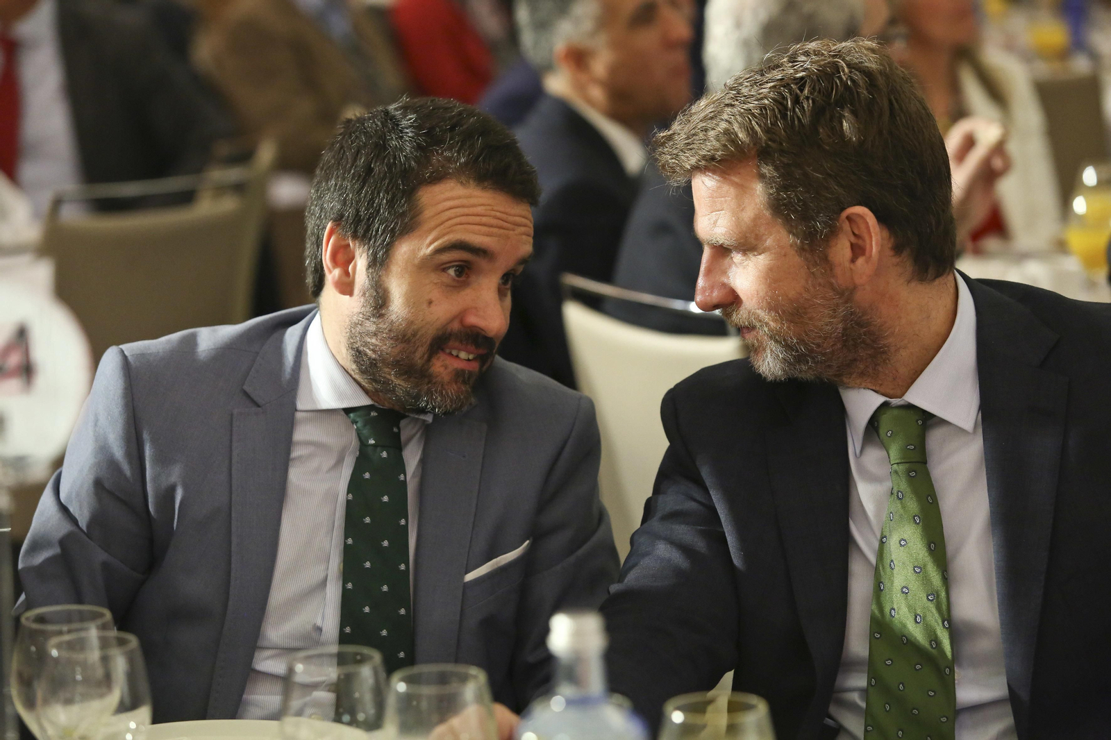 Las imágenes del desayuno-coloquio con Rafael Domínguez de Gor