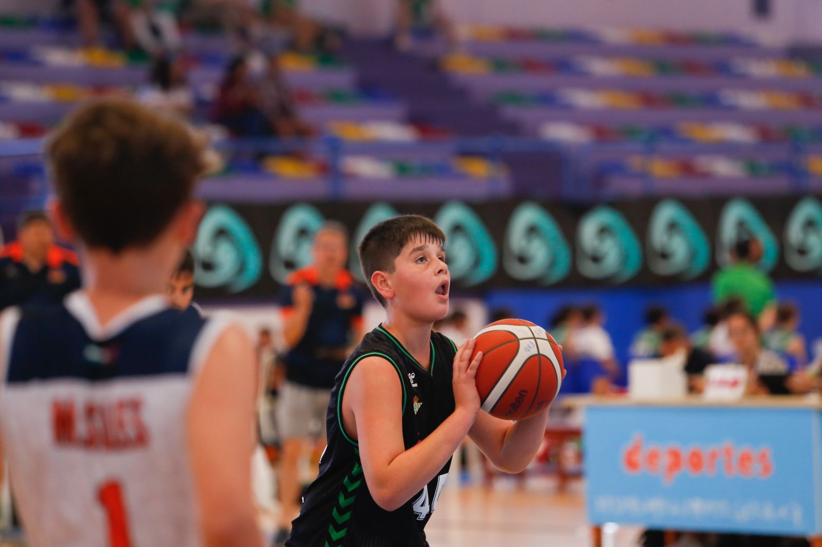 Las fotos de la penúltima jornada del Cadeba mini-masculino de La Línea