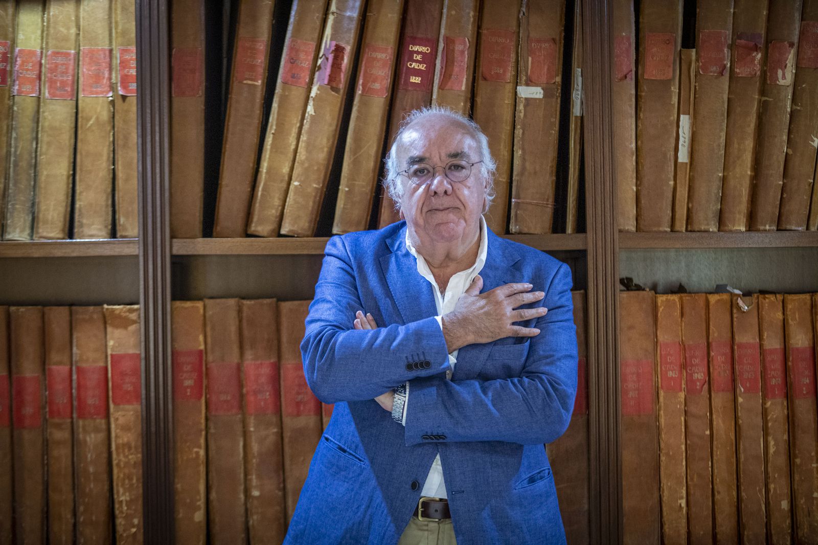 Juan Pedro Cosano, en la hemeroteca de 'Diario de Cádiz'.