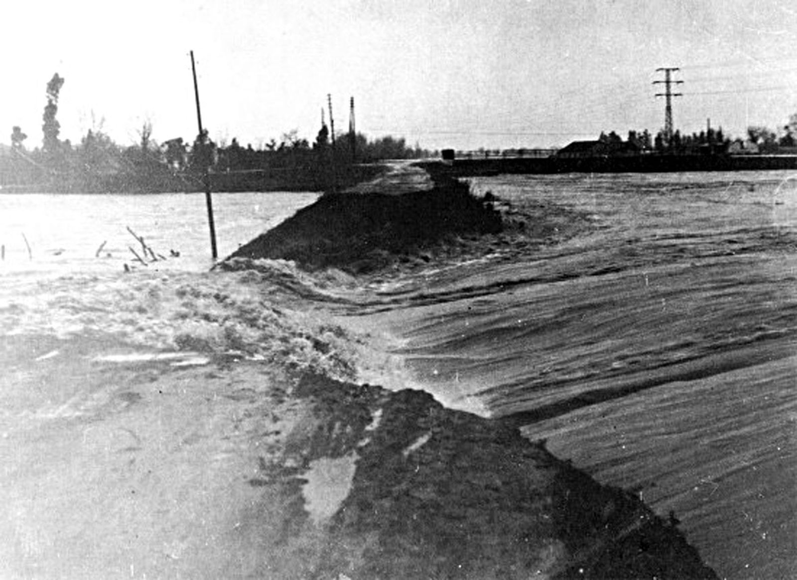 Cuando el agua hacía estragos en Sevilla