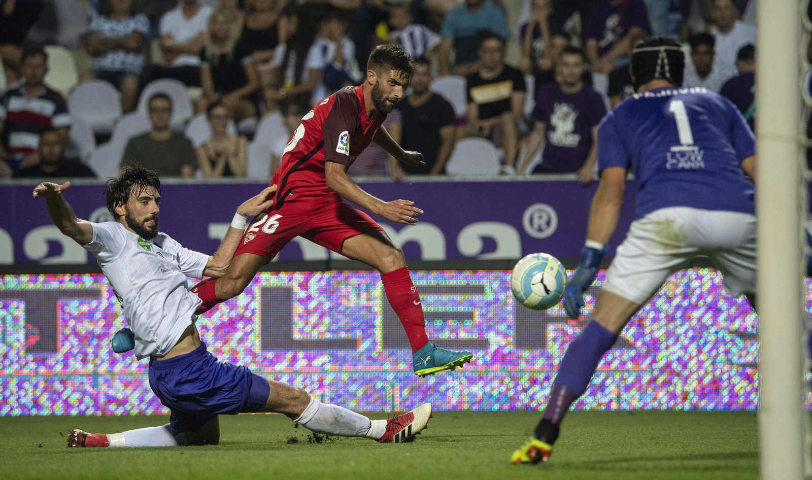 Las imágenes del Ujpest-Sevilla FC