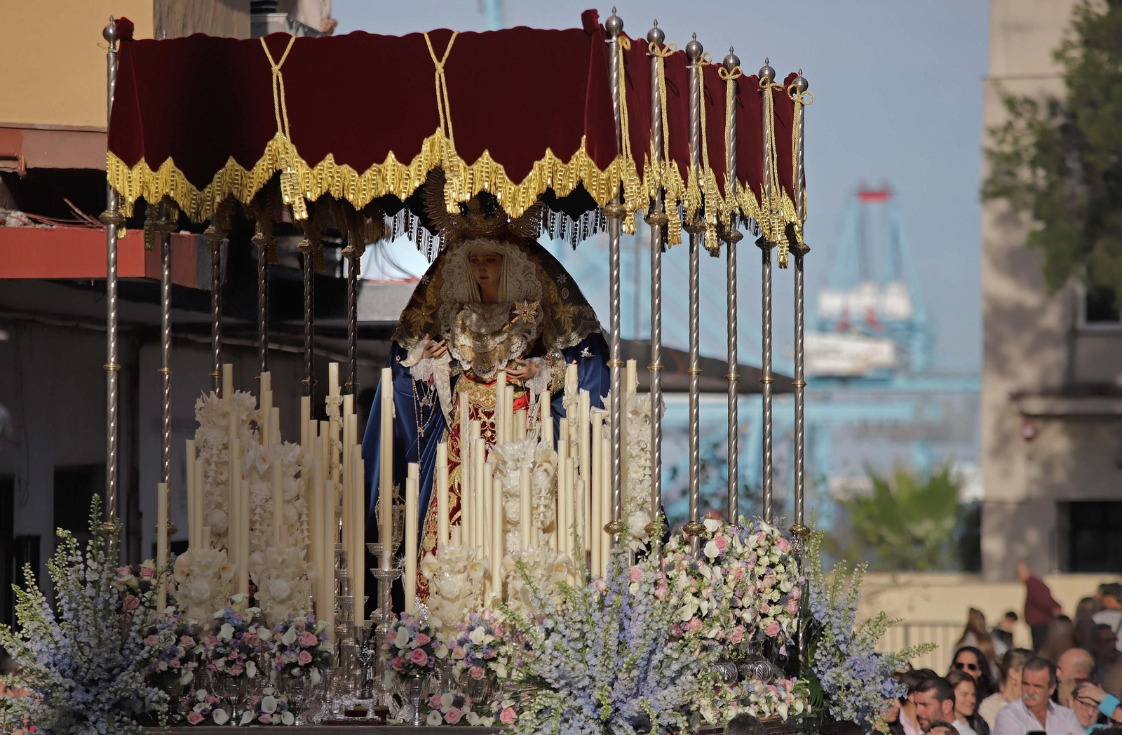 Fotos del Jueves Santo en Algeciras: Tres Caídas y Nazareno