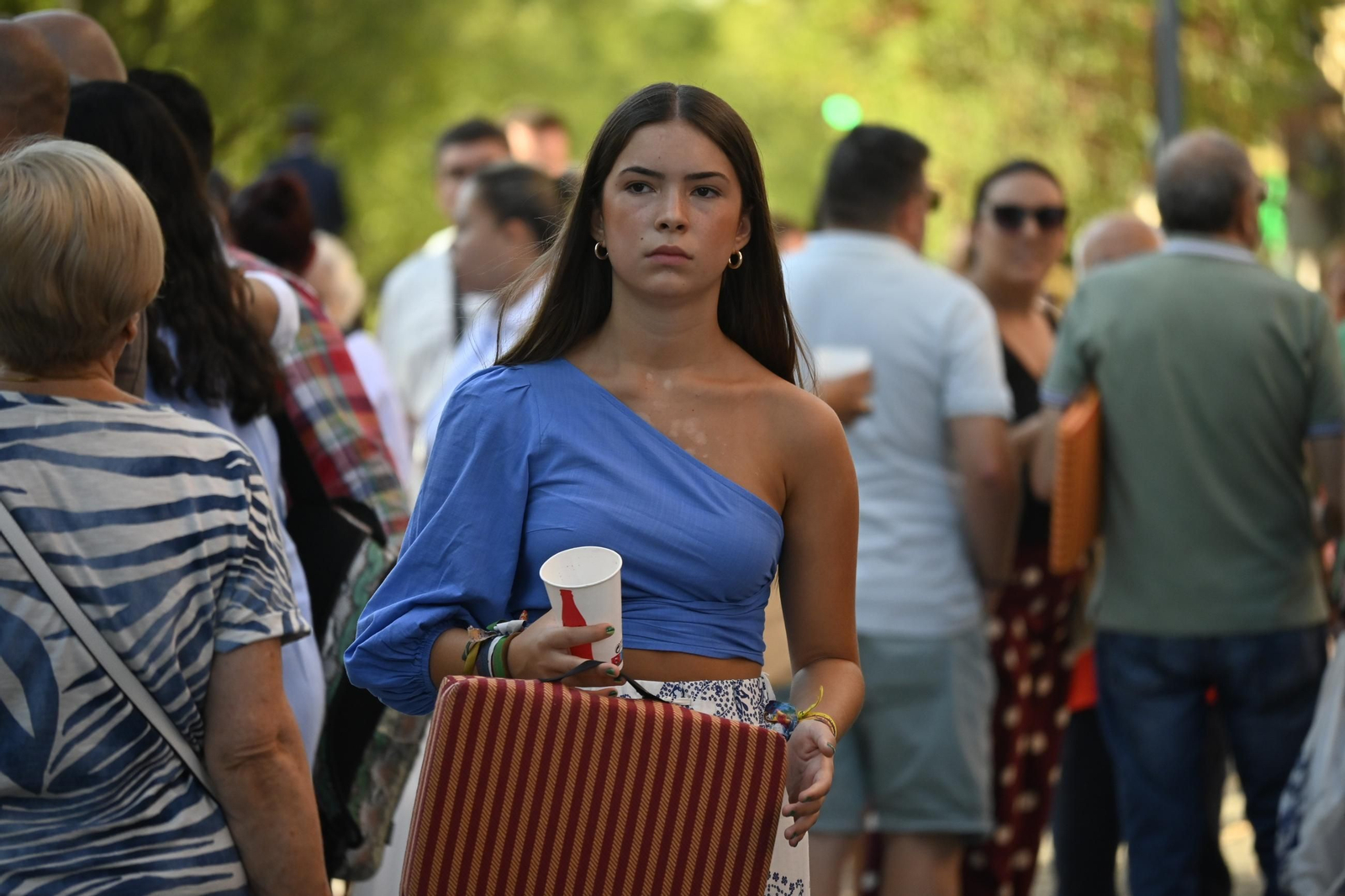 Imágenes de ambiente en el tercer día de toros en Huelva