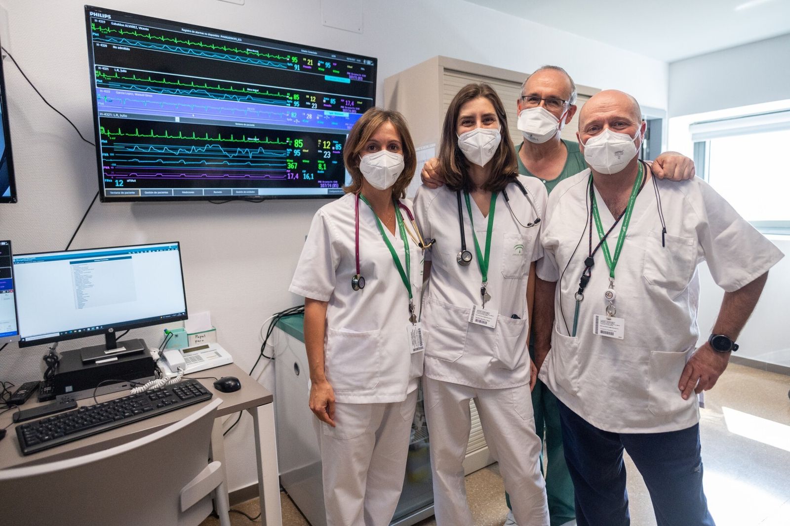 El Hospital Clínico San Cecilio de Granada pone en marcha la primera Unidad de Cuidados Respiratorios Intermedios videoconectada de Andalucía