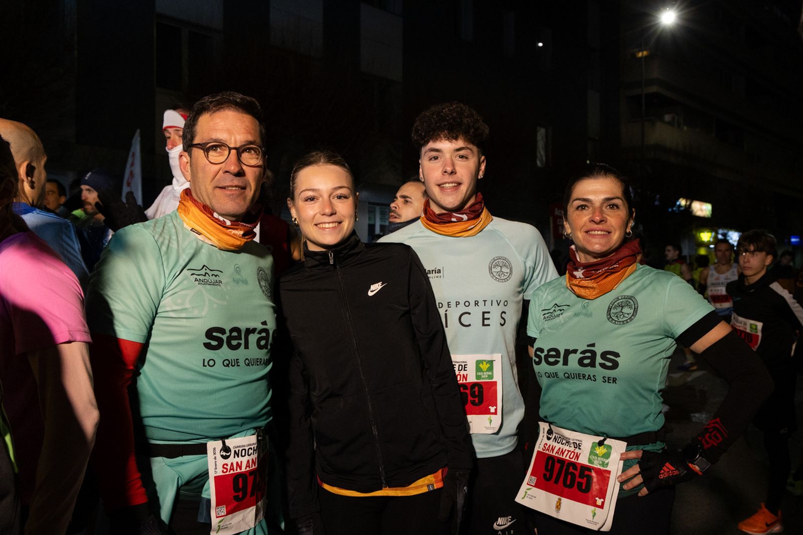 En imágenes: búscate en tu llegada a meta de la Carrera de San Antón 2026 (21)