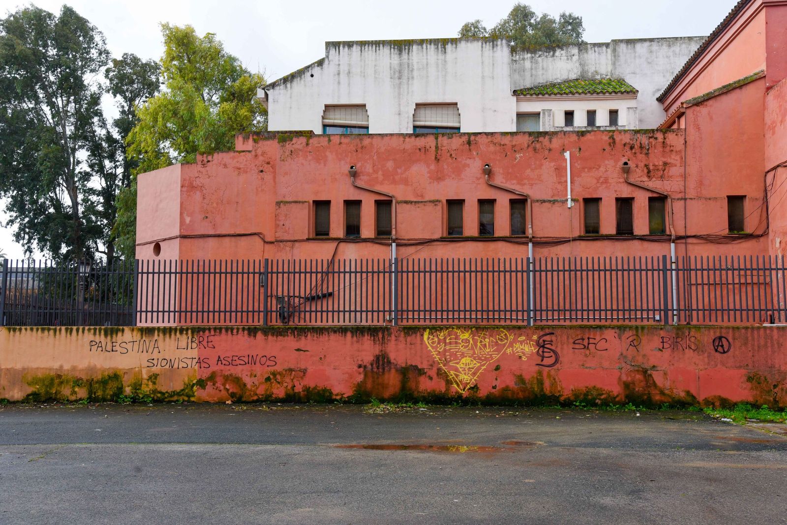 Fotografías del entorno del Teatro Lope de Vega