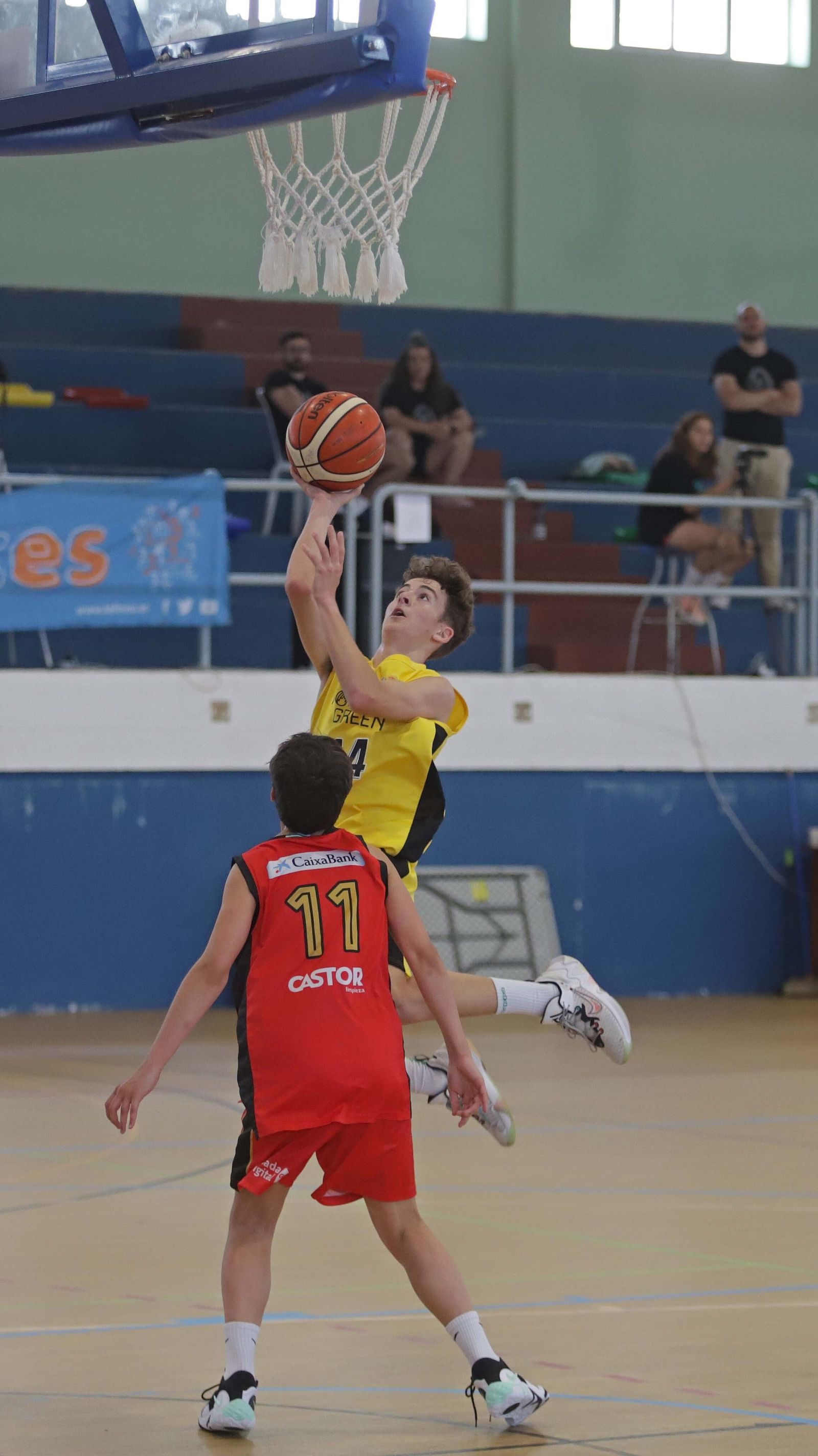 Fotos de las semifinales del Campeonato de Andalucía infantil masculino de La Línea