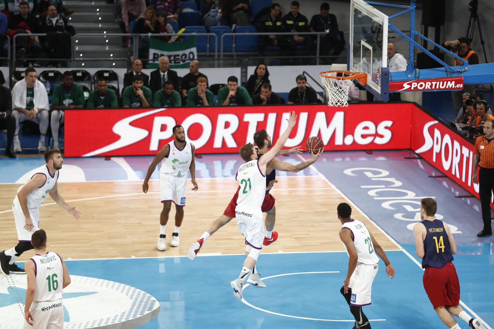 Los cinco años de Adam Waczynski en el Unicaja, en fotos