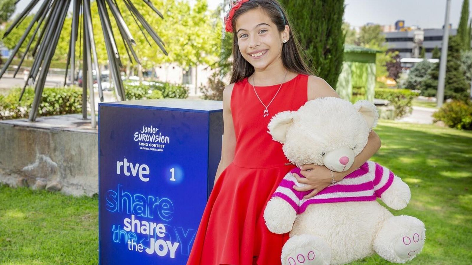 Melani en su presentación de hoy en Prado del Rey como representante de Eurojunior