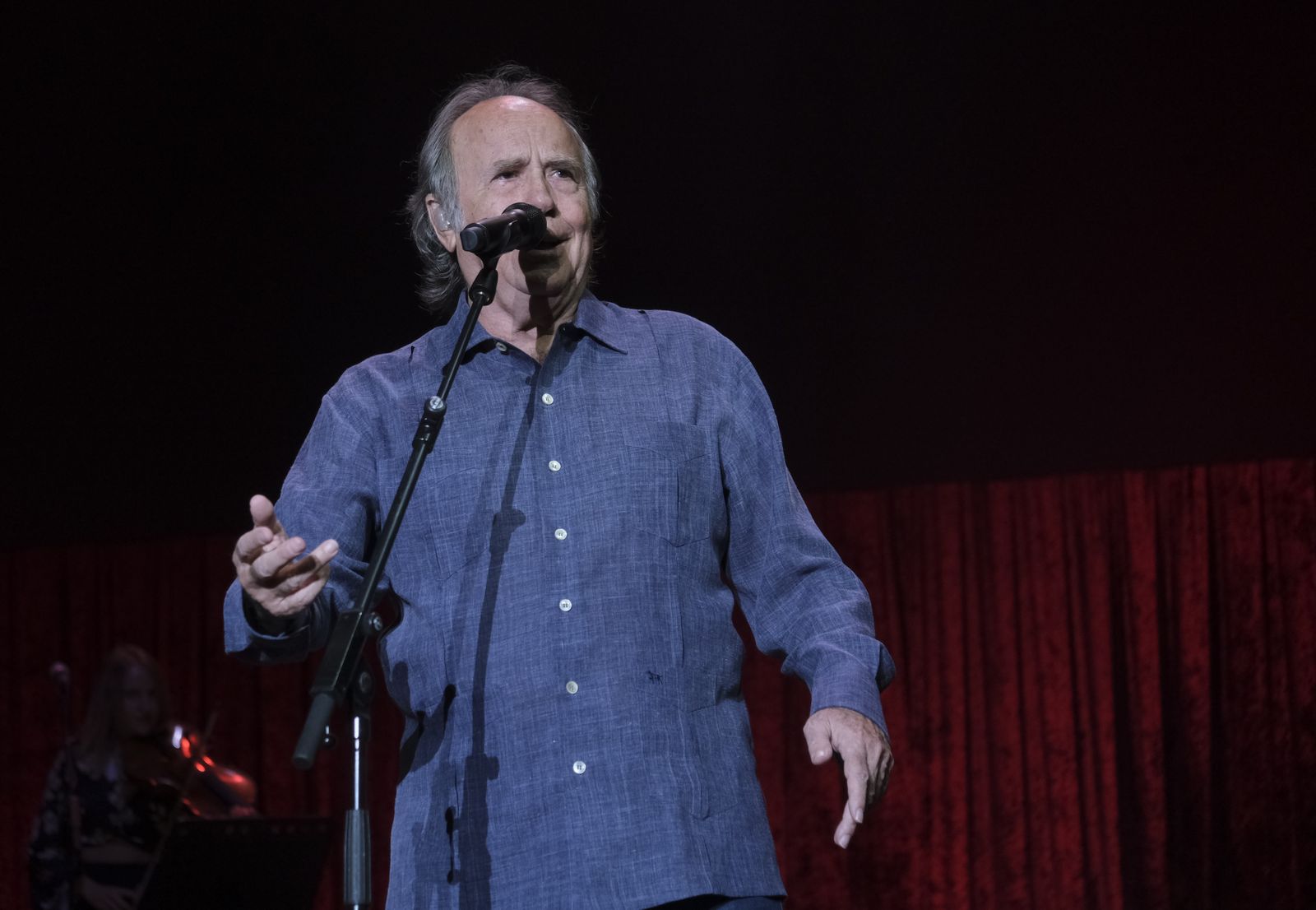 Las fotografías del concierto de despedida de Joan Manuel Serrat en Córdoba