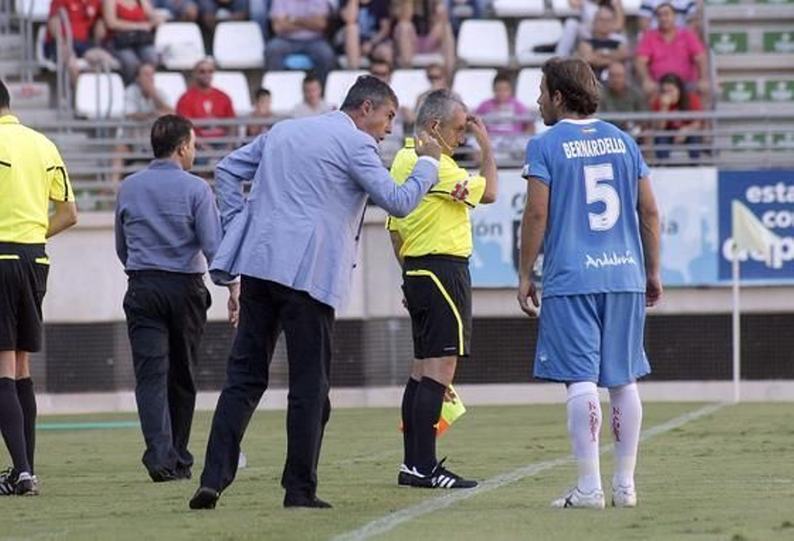 El Almería sale victorioso de la Nueva Condomina (0-2). / Fran Leonardo