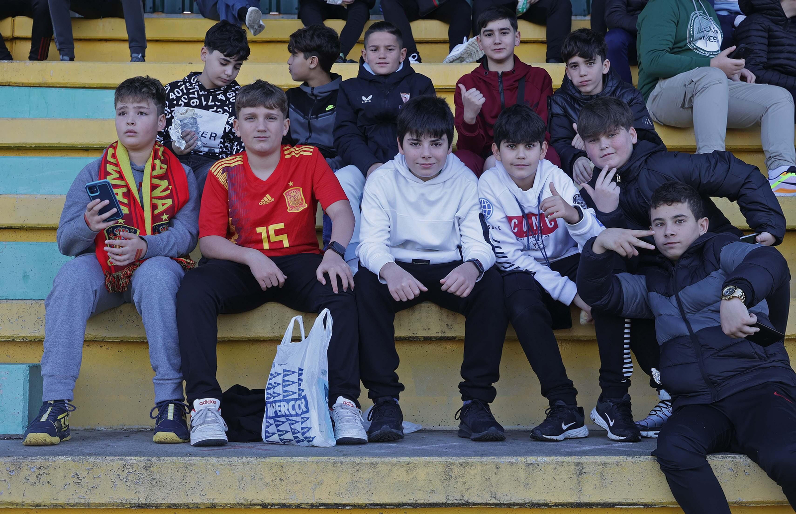 Búscate durante el segundo partido España - Italia sub-17 en Los Barrios