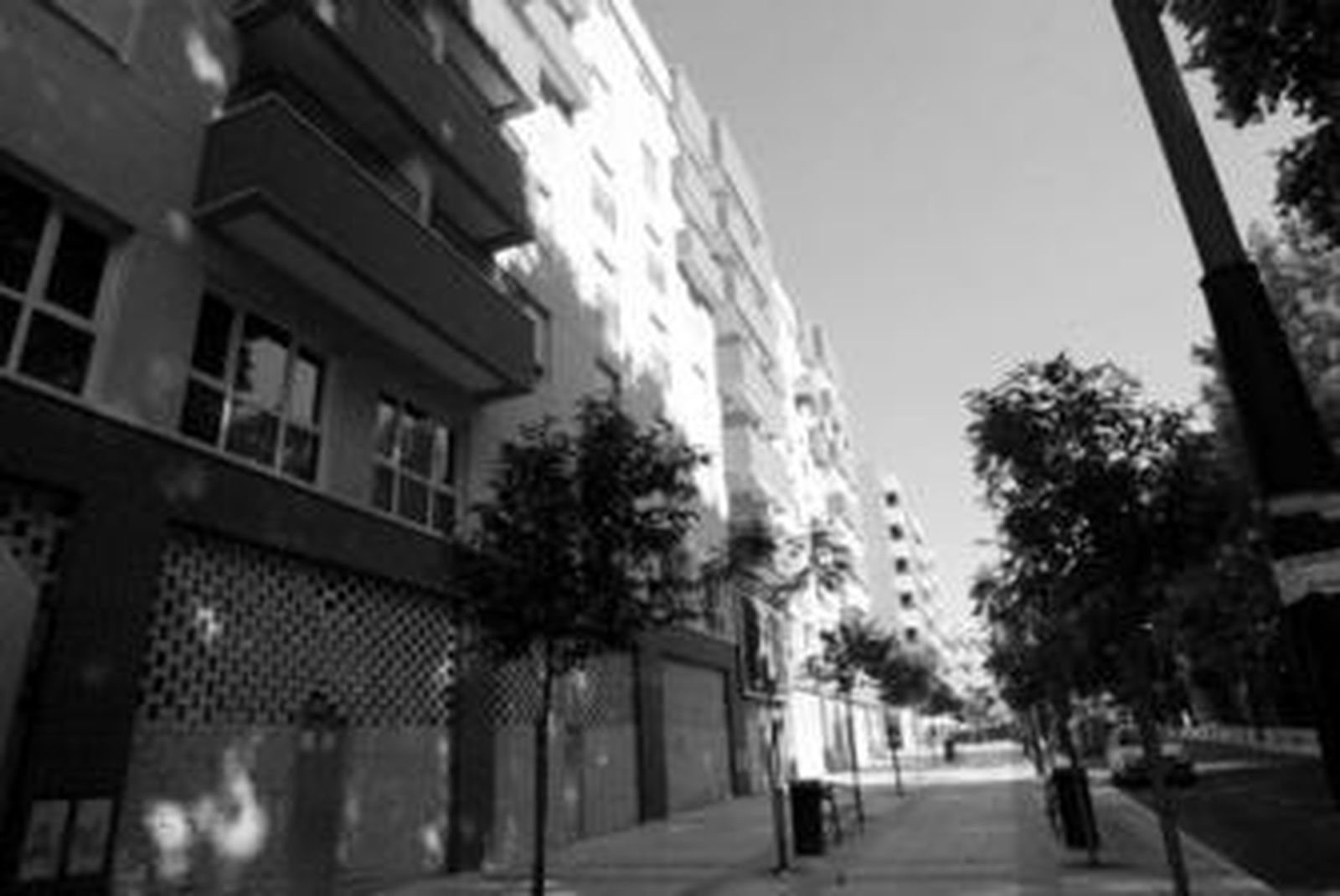 Vista parcial del edificio Plaza Mayor, en Algeciras.