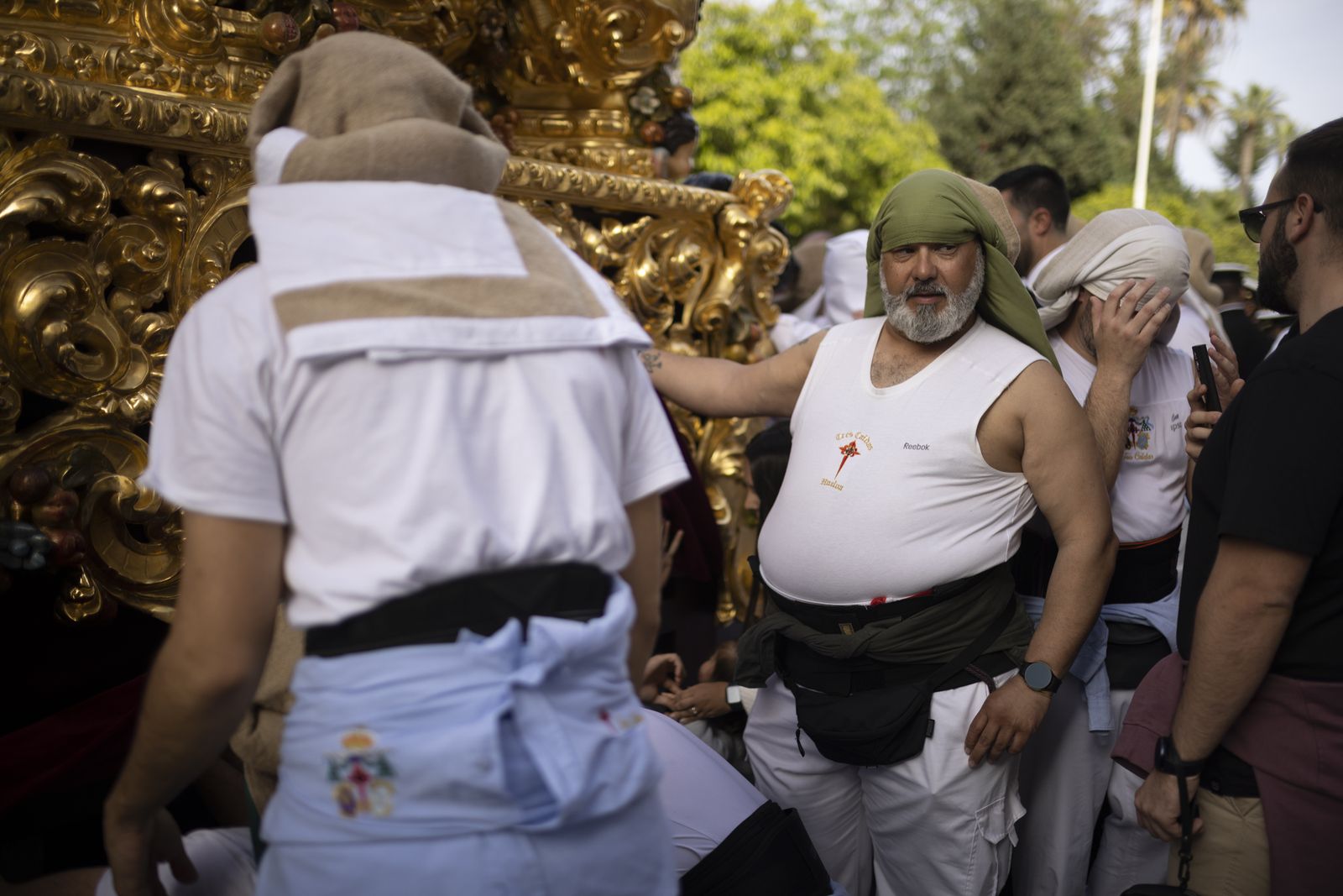 Lunes Santo: Tres Caídas en Huelva, en imágenes