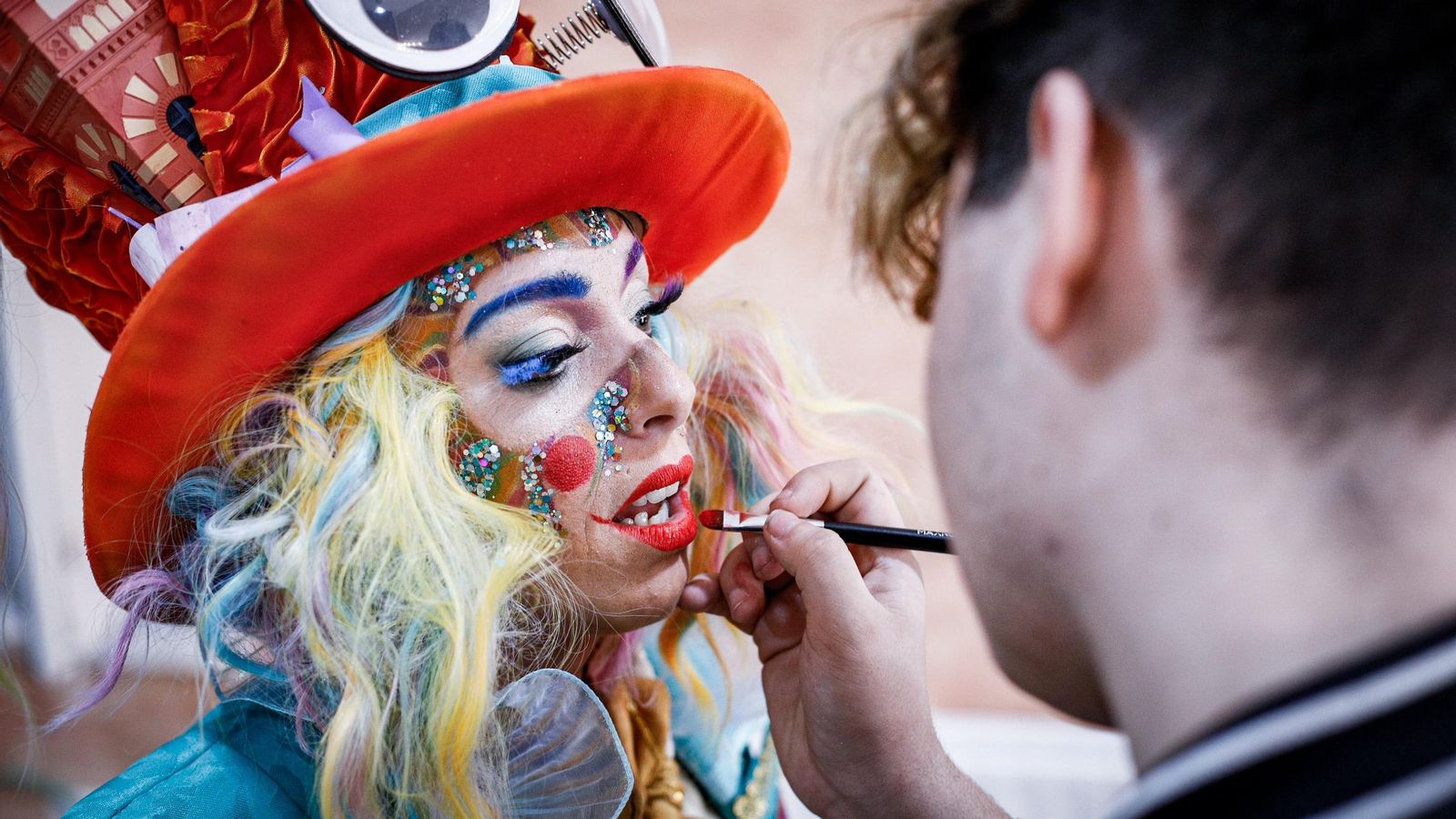 Búscate entre las mejores imágenes de la quinta sesión de cuartos de final del COAC 2025