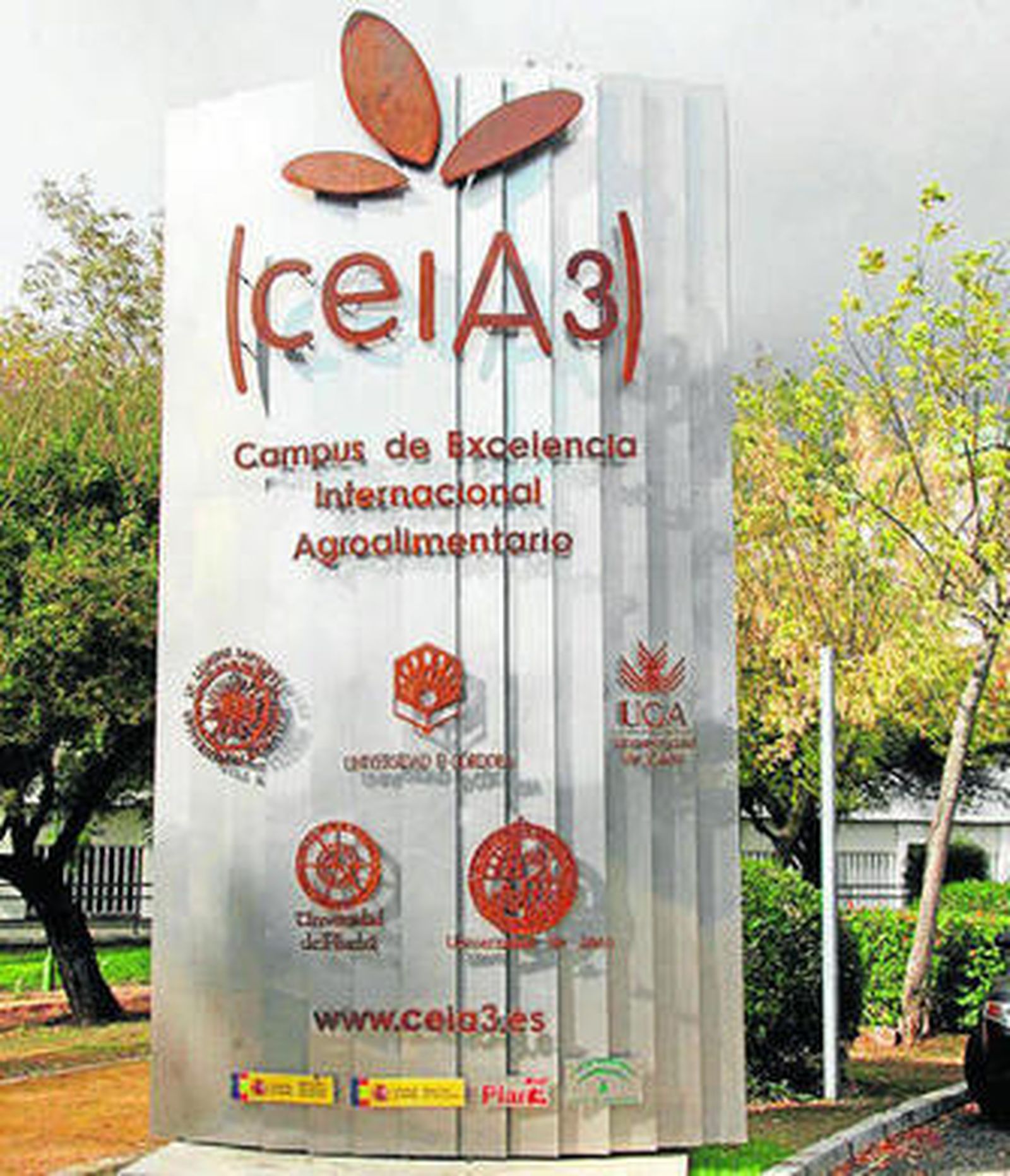 Entrada principal del centro ceiA3 en Córdoba.