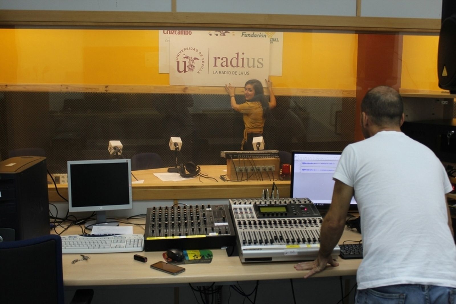 La música y antropología llegan a RadiUS con Caleidoscopio y Subterráneo 13