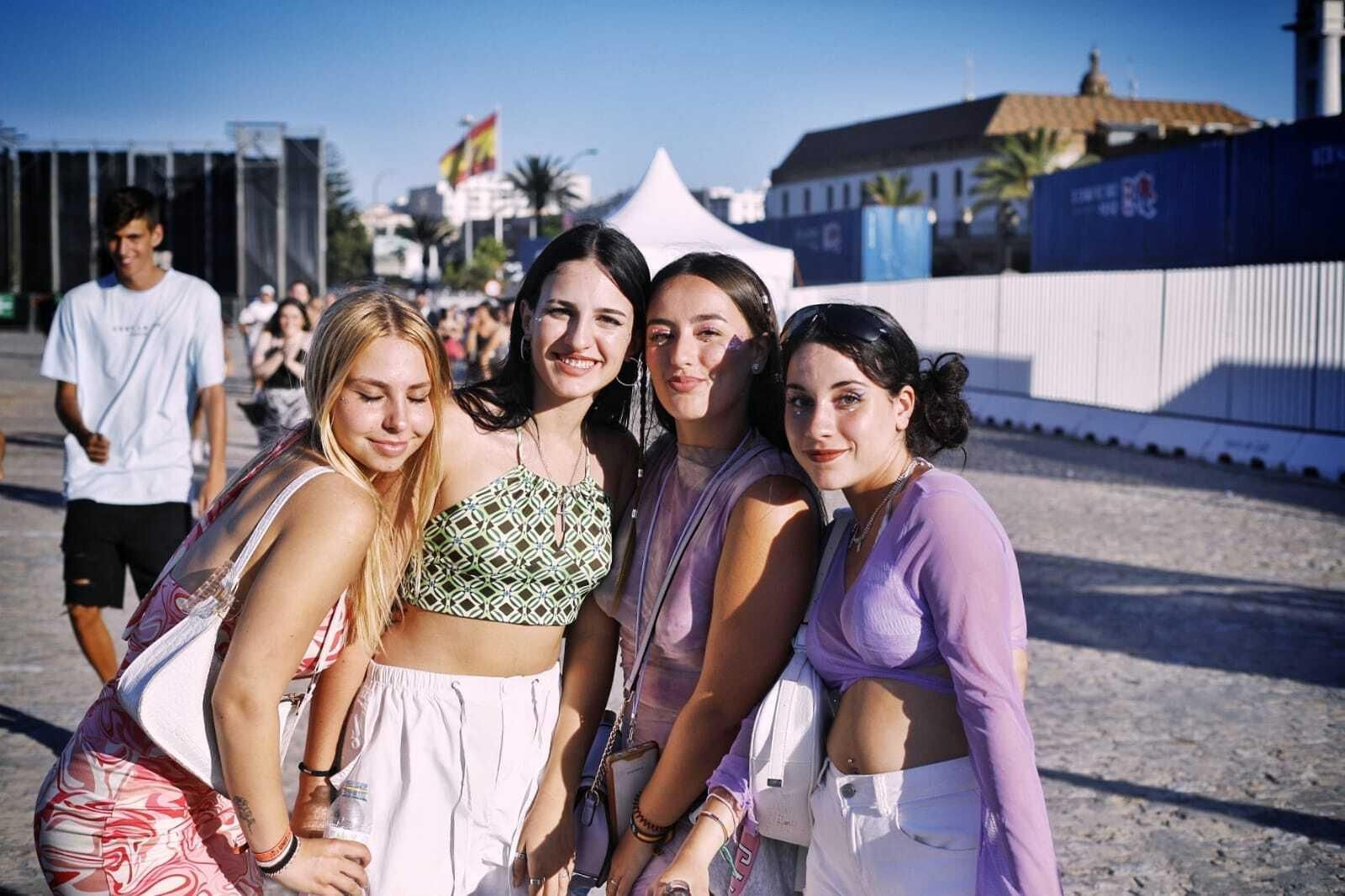 Búscate en el concierto de Myke Towers en el muelle de Cádiz