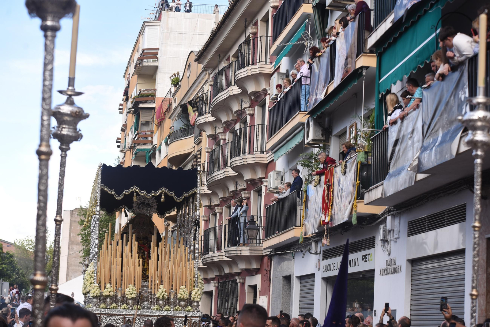 La procesión del Rescatado en este Domingo de Ramos de Córdoba, en imágenes