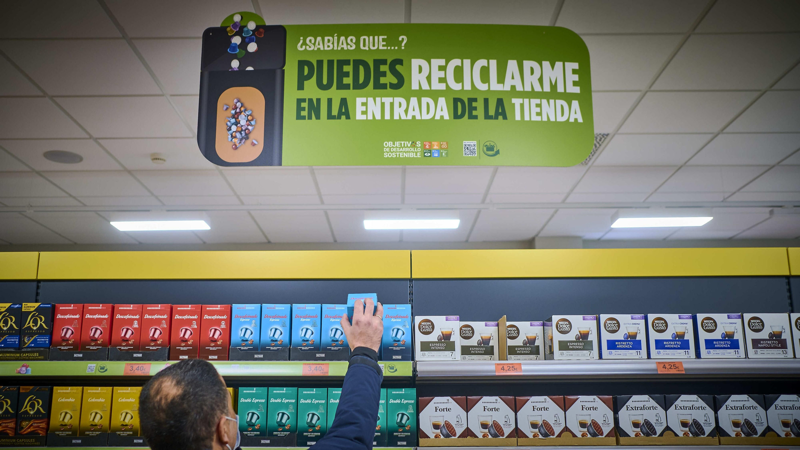 Interior del nuevo Mercadona de Fadricas