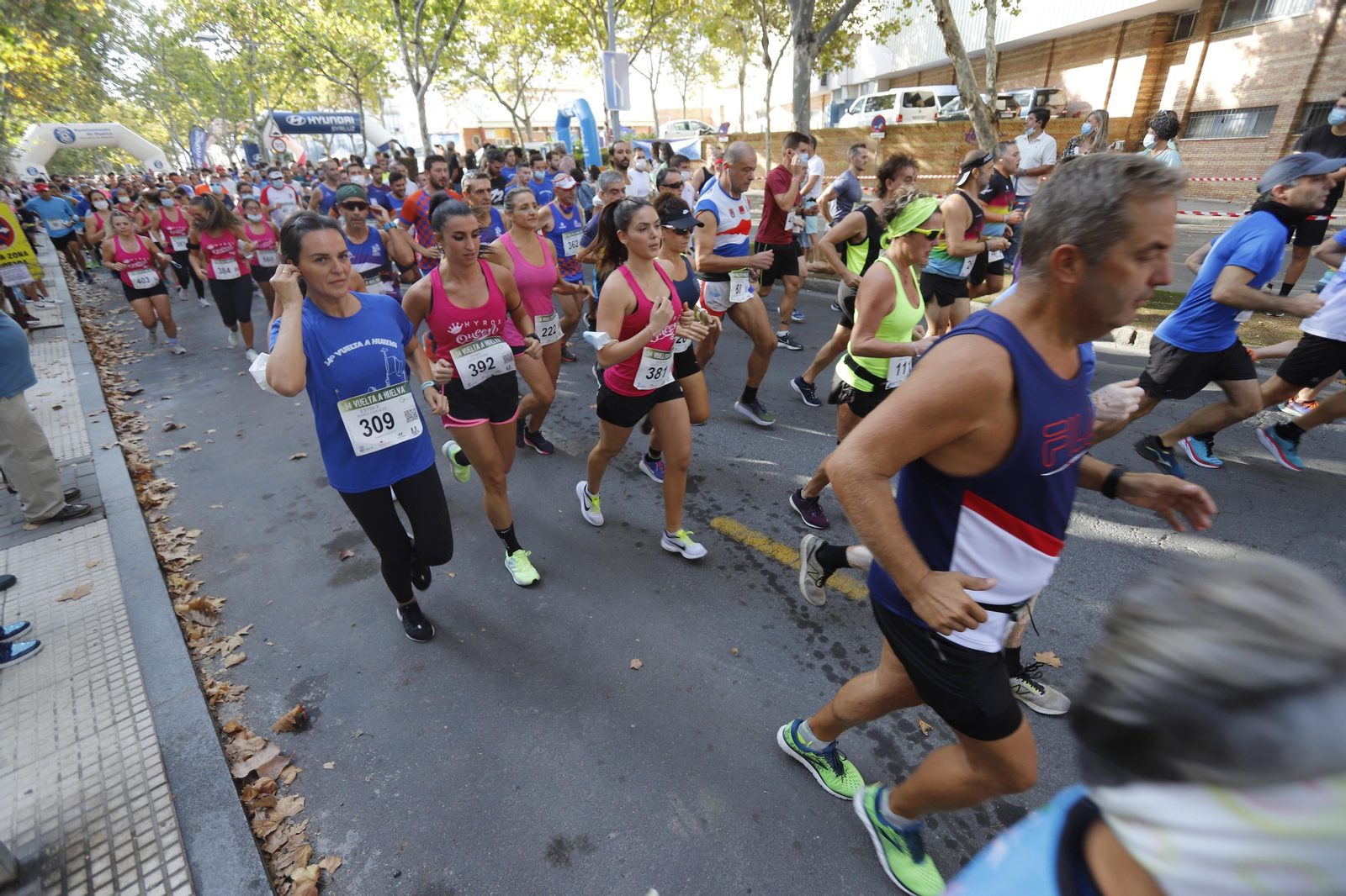 Las imágenes de la vuelta a Huelva de atletismo